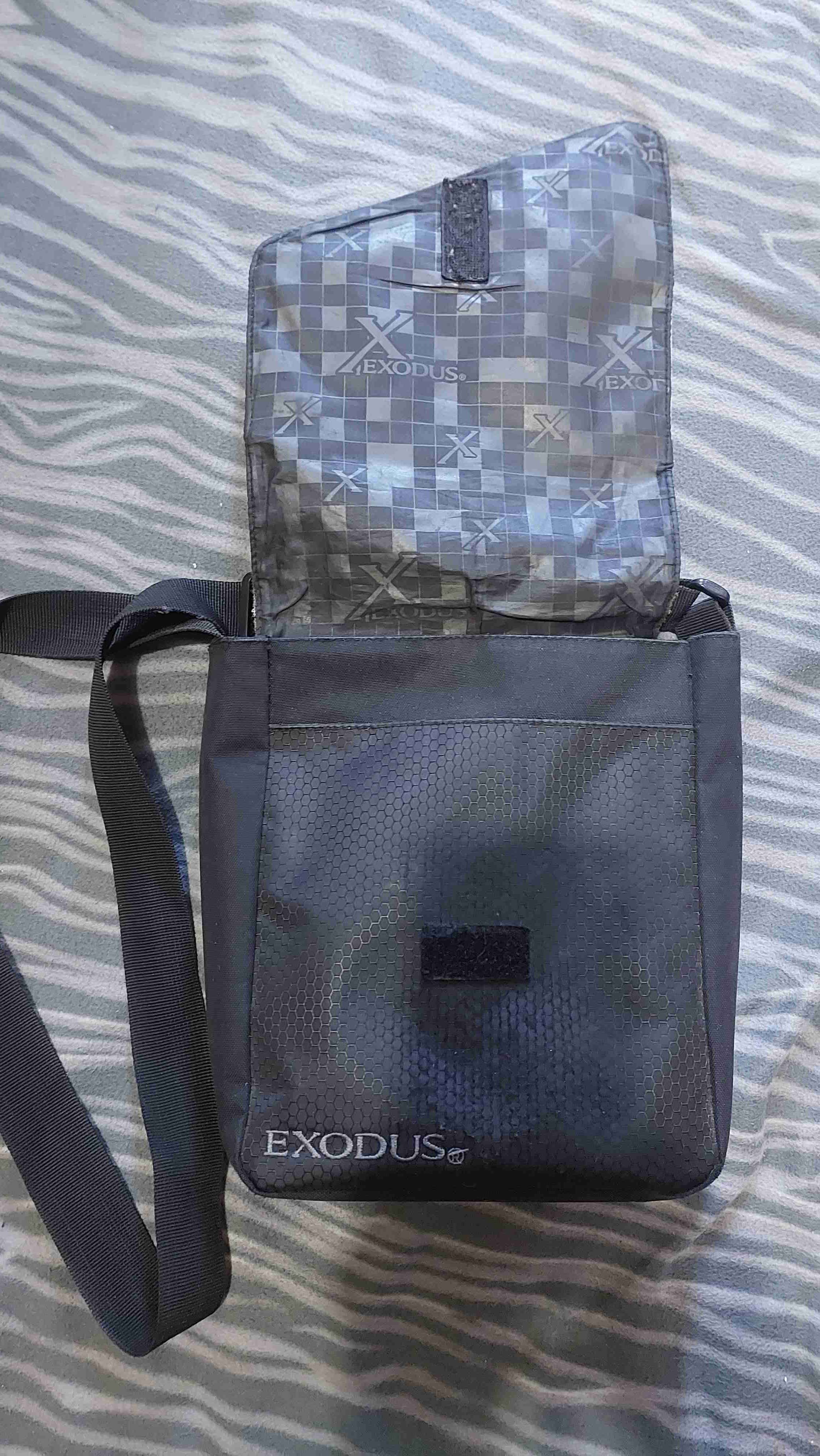 Bolso cruzado estampado - miniatura 2