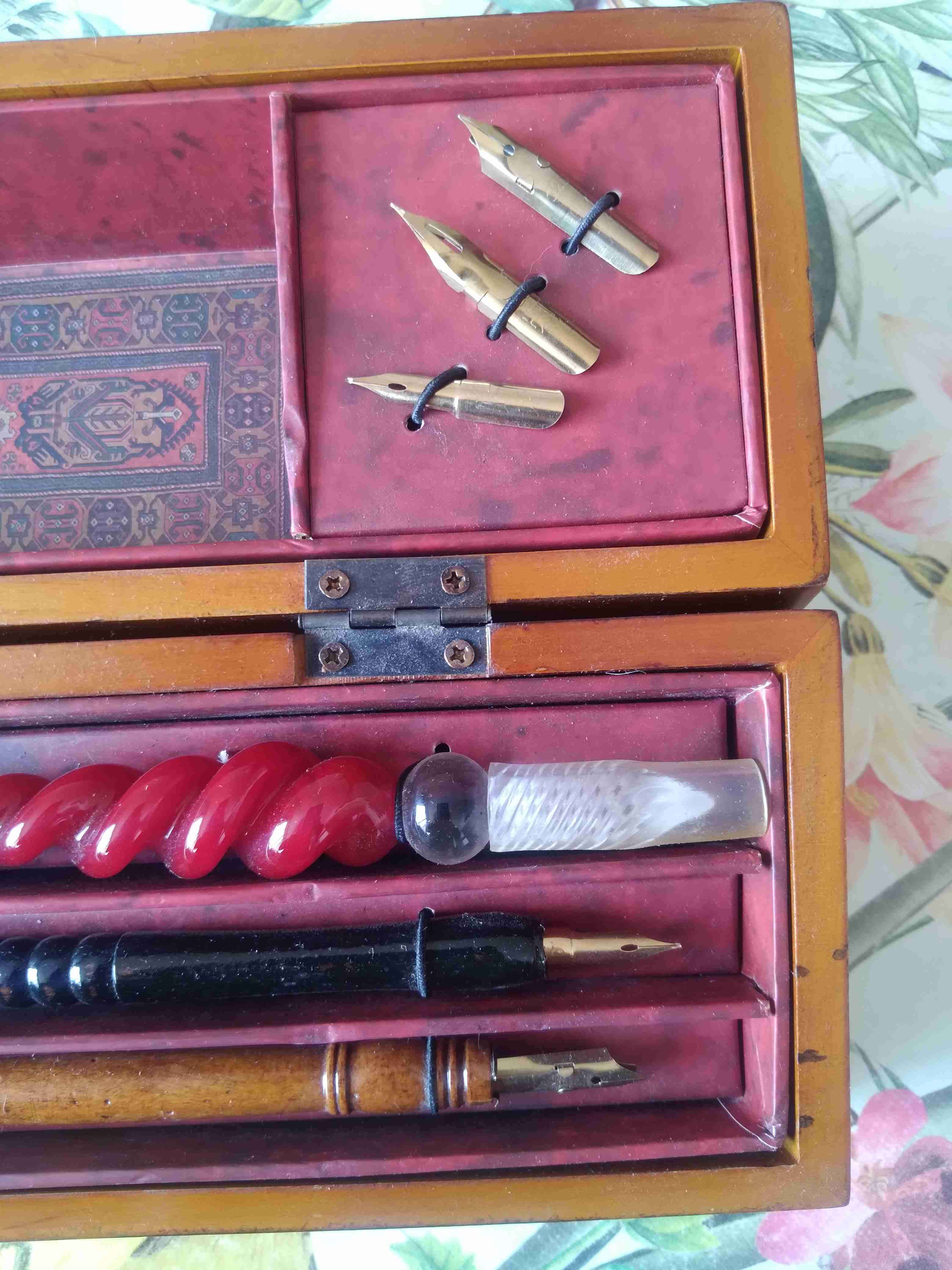 Set de caligrafía de lujo, modelo Windsor Prose. - miniatura 4