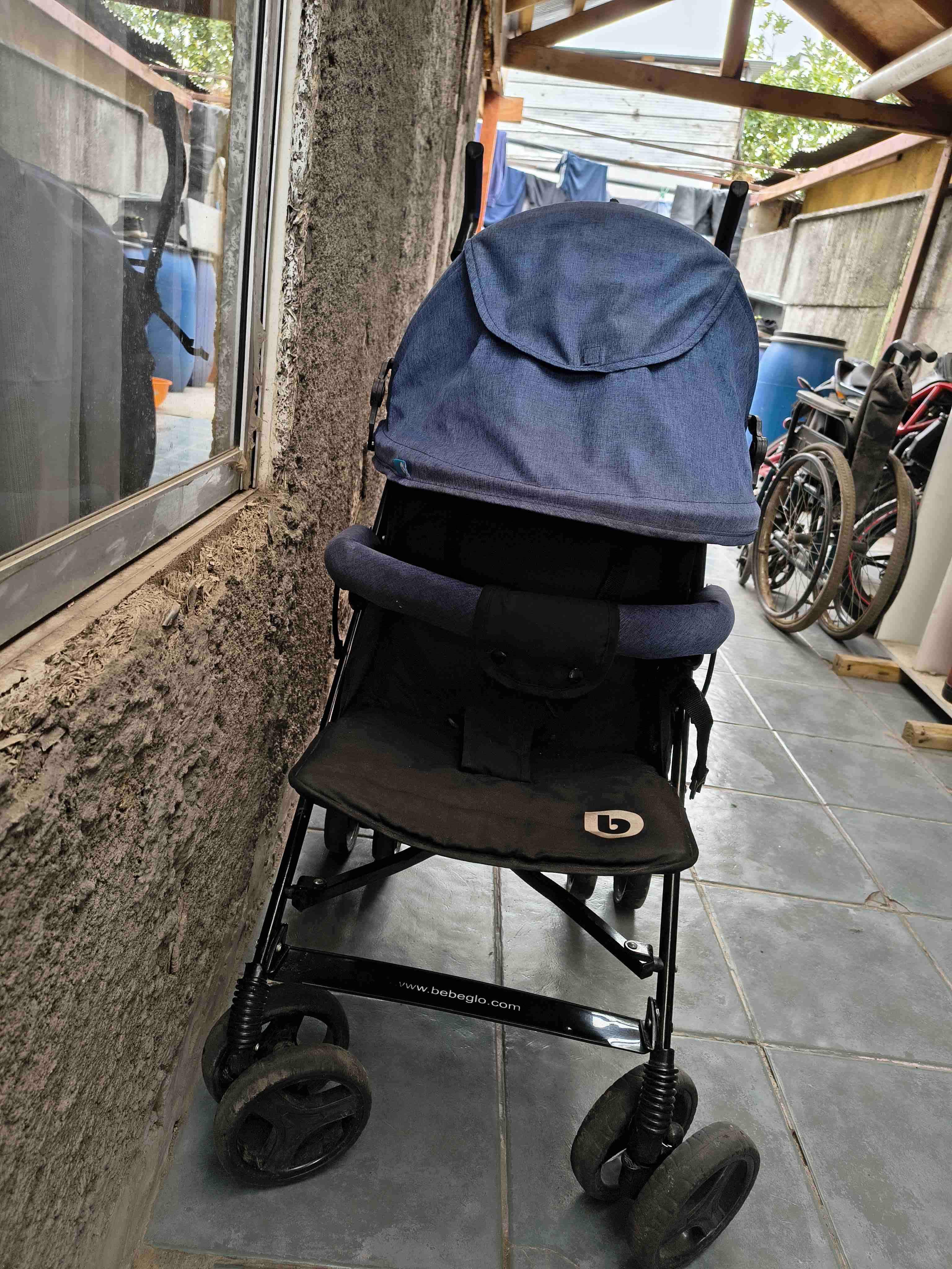 Coche de paseo azul y negro - miniatura 2