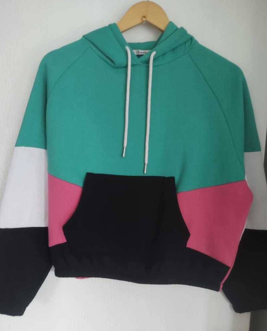 Polerón crop con capucha colorido - miniatura 1