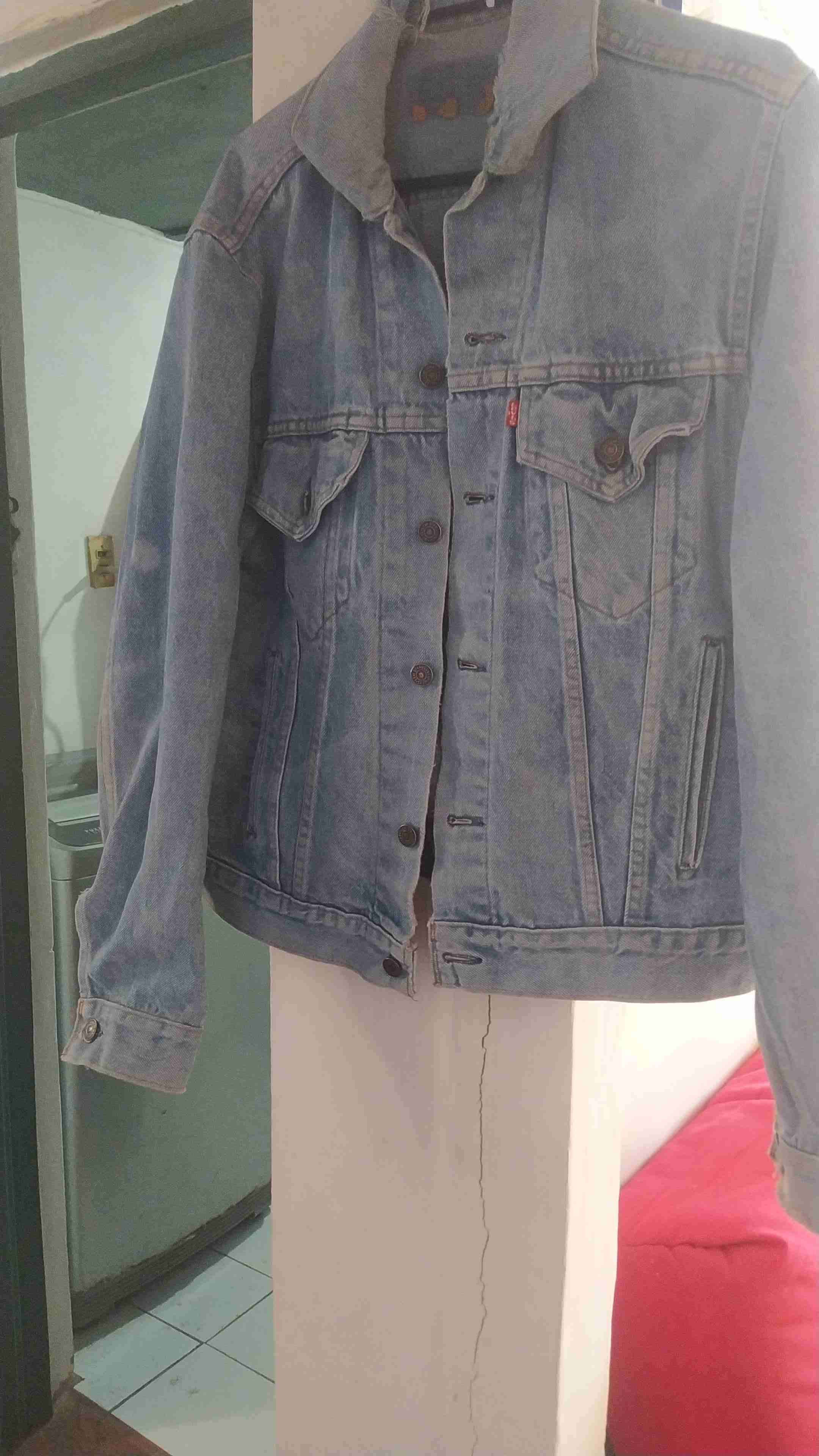 Chaqueta de mezclilla azul levis