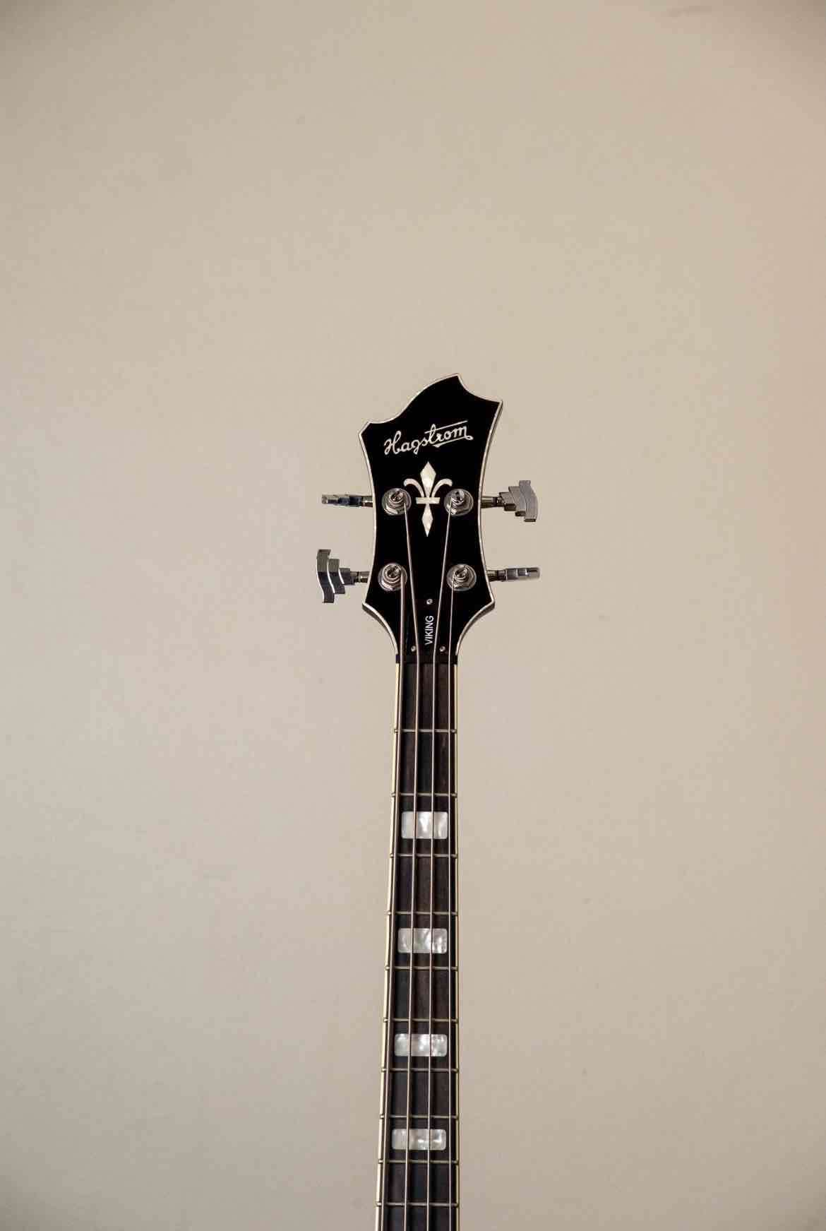 Bajo eléctrico vintage semi-hueco - miniatura 3