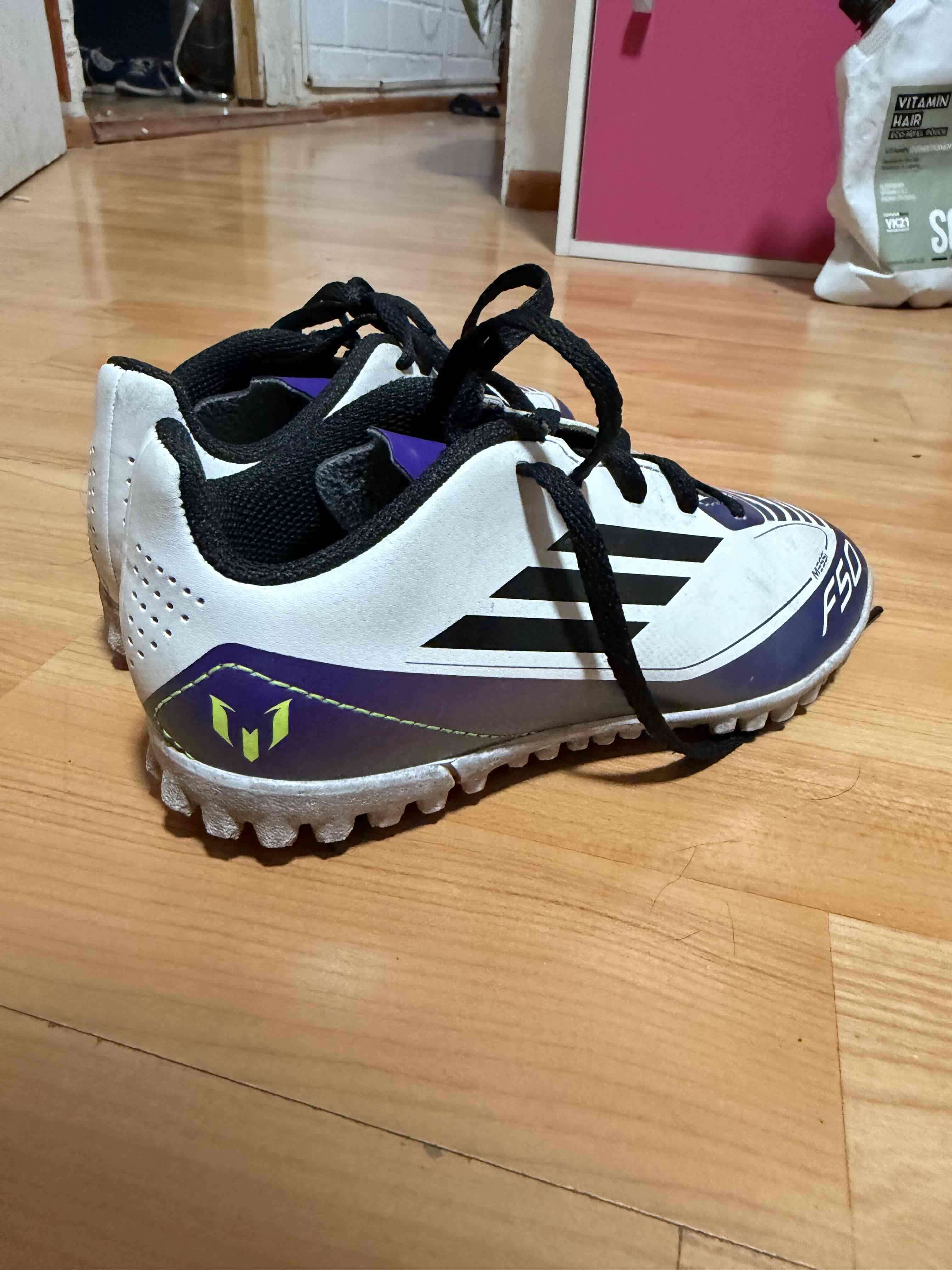 ZAPATOS DE FÚTBOL MESSI F50 CLUB PASTO SINTÉTICO K - miniatura 4