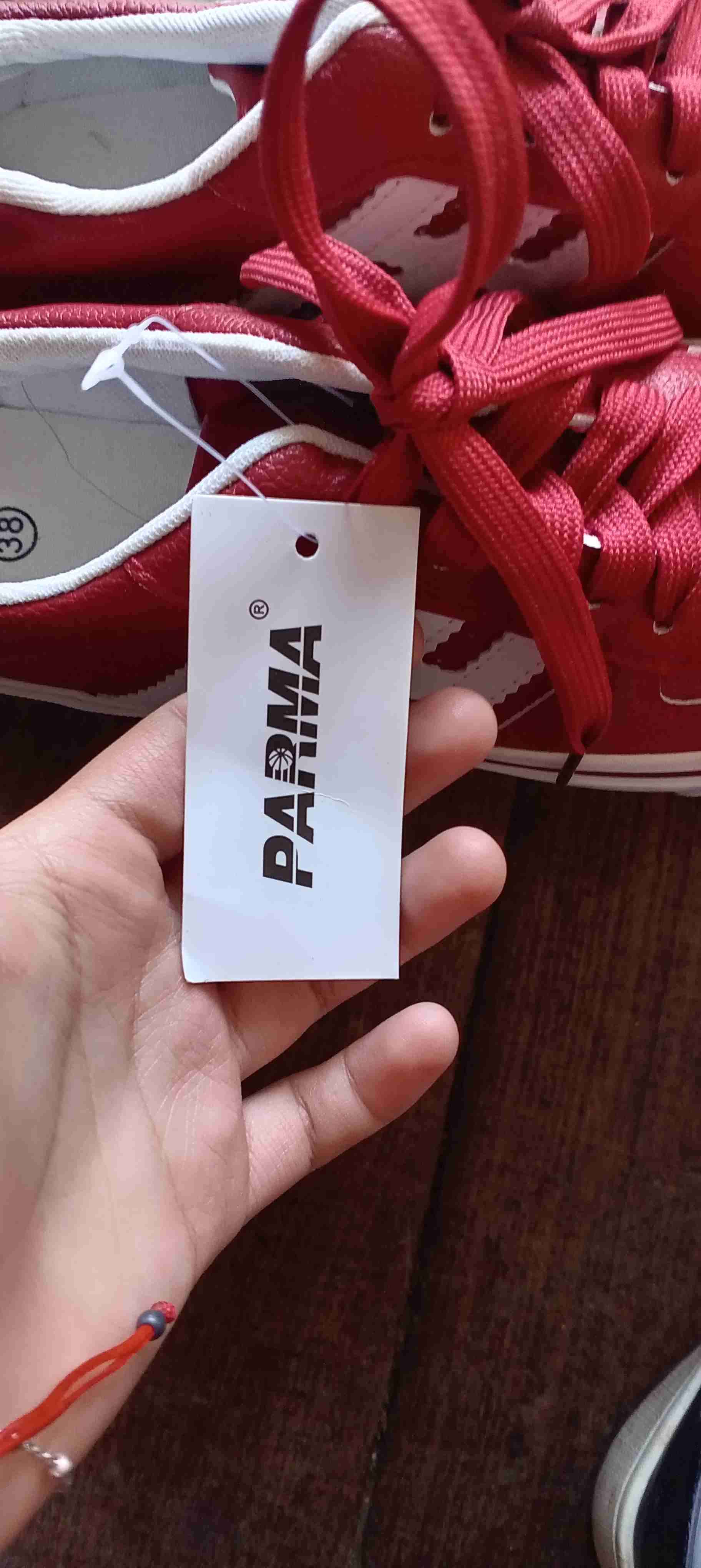 Zapatillas rojas deportivas - miniatura 2