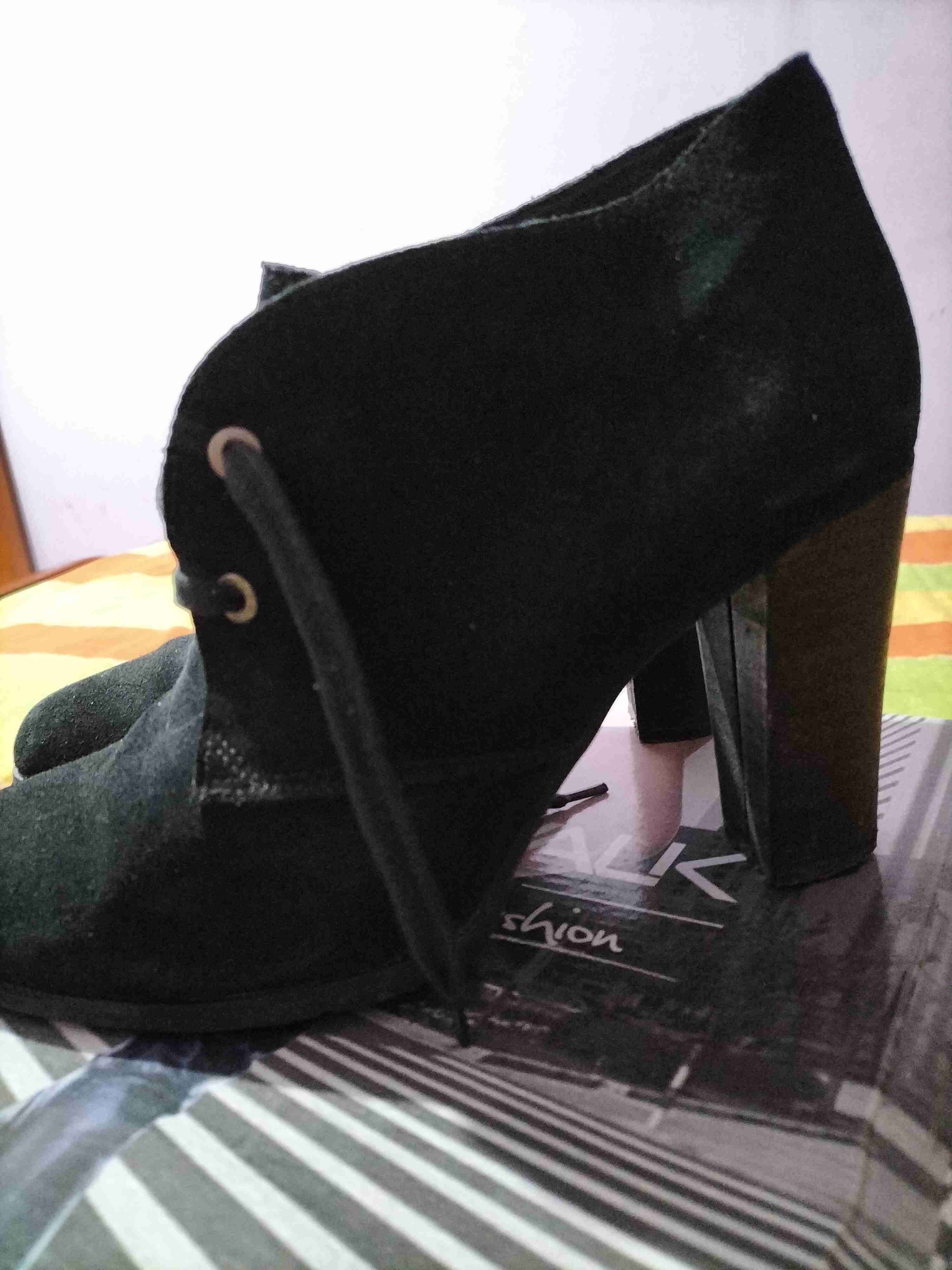 Botines negros de gamuza - miniatura 2