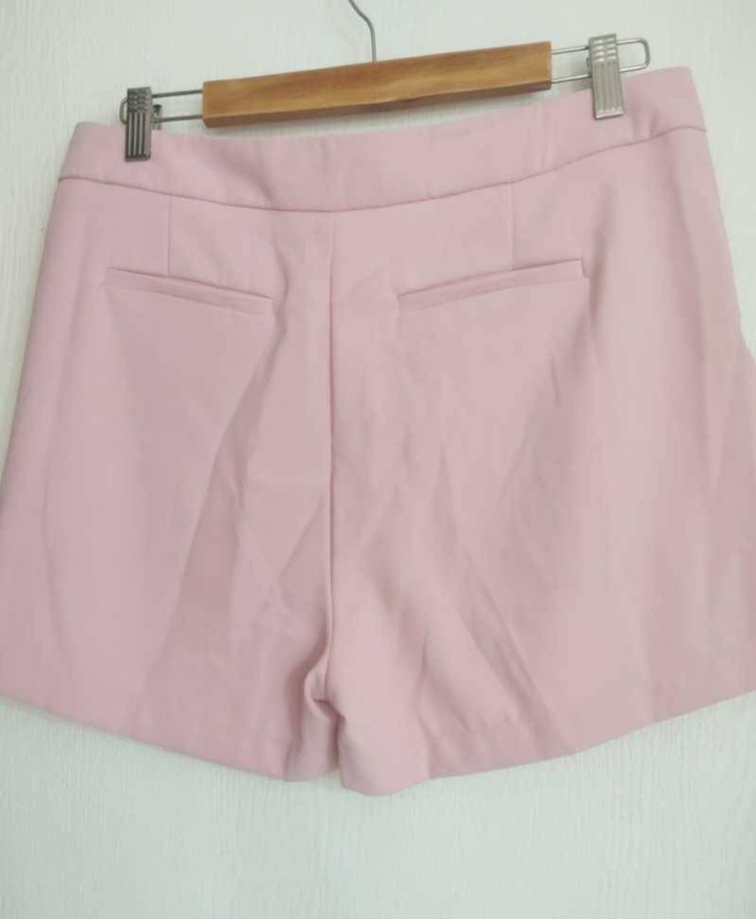 Shorts tipo bermudas rosa - miniatura 2