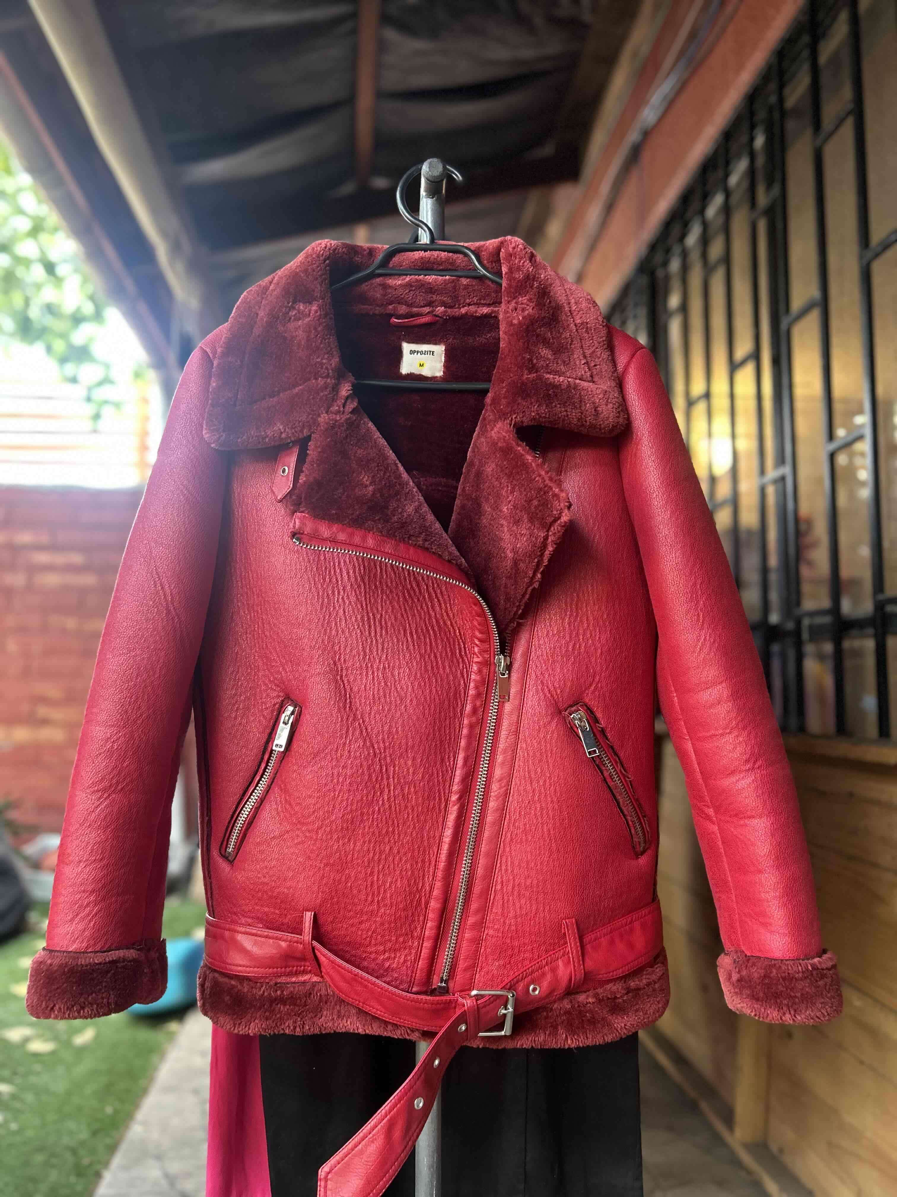 Chaqueta aviadora roja con forro