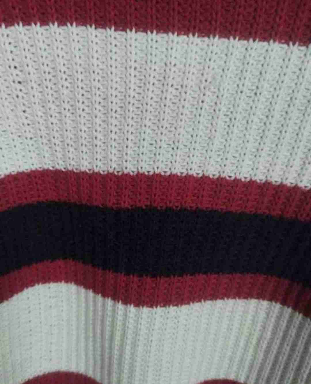 Suéter rojo - miniatura 5