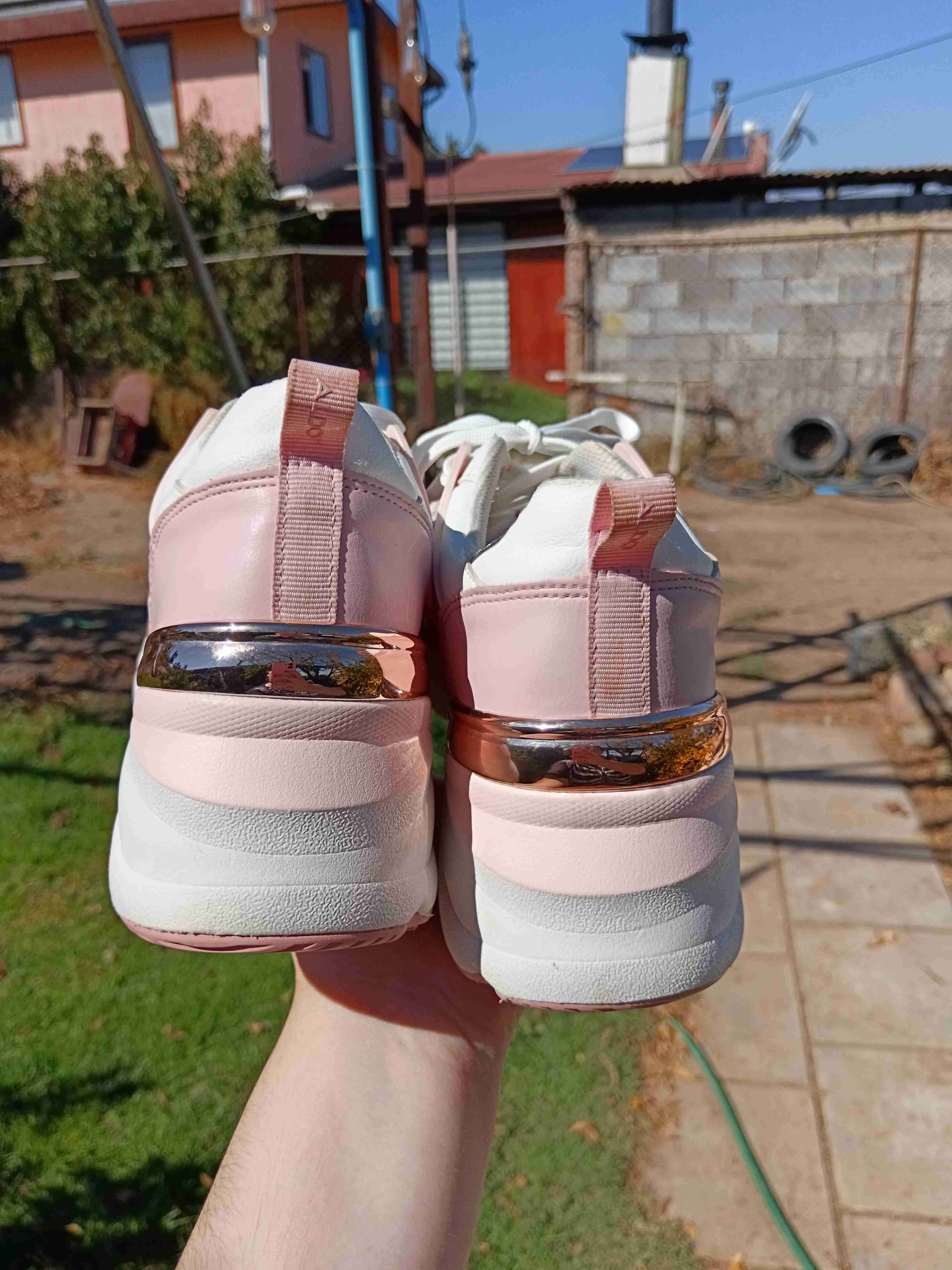 Zapatillas Aldo blancas y rosas - miniatura 3