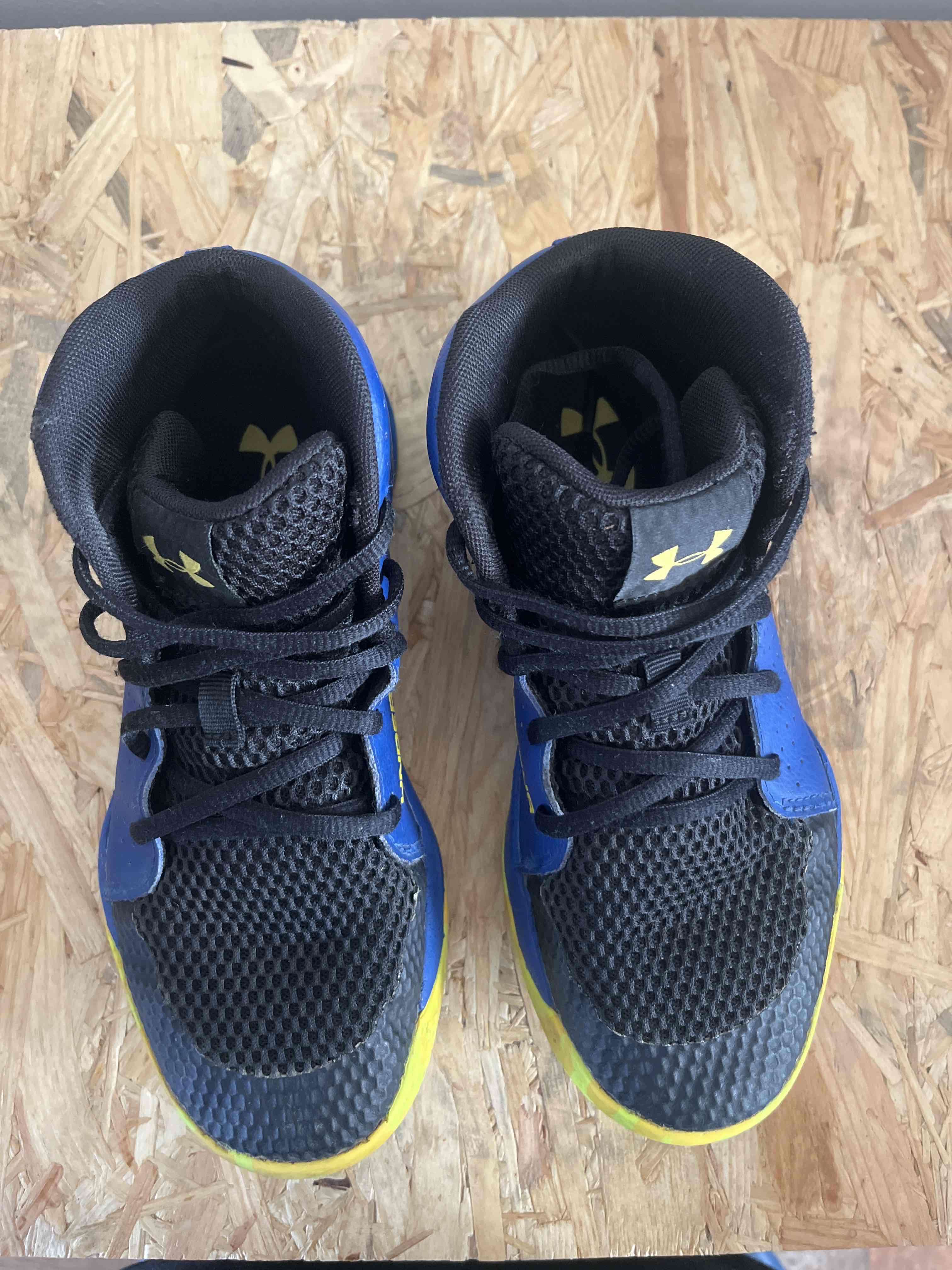 Zapatillas básquetbol niño negras y azules - miniatura 5