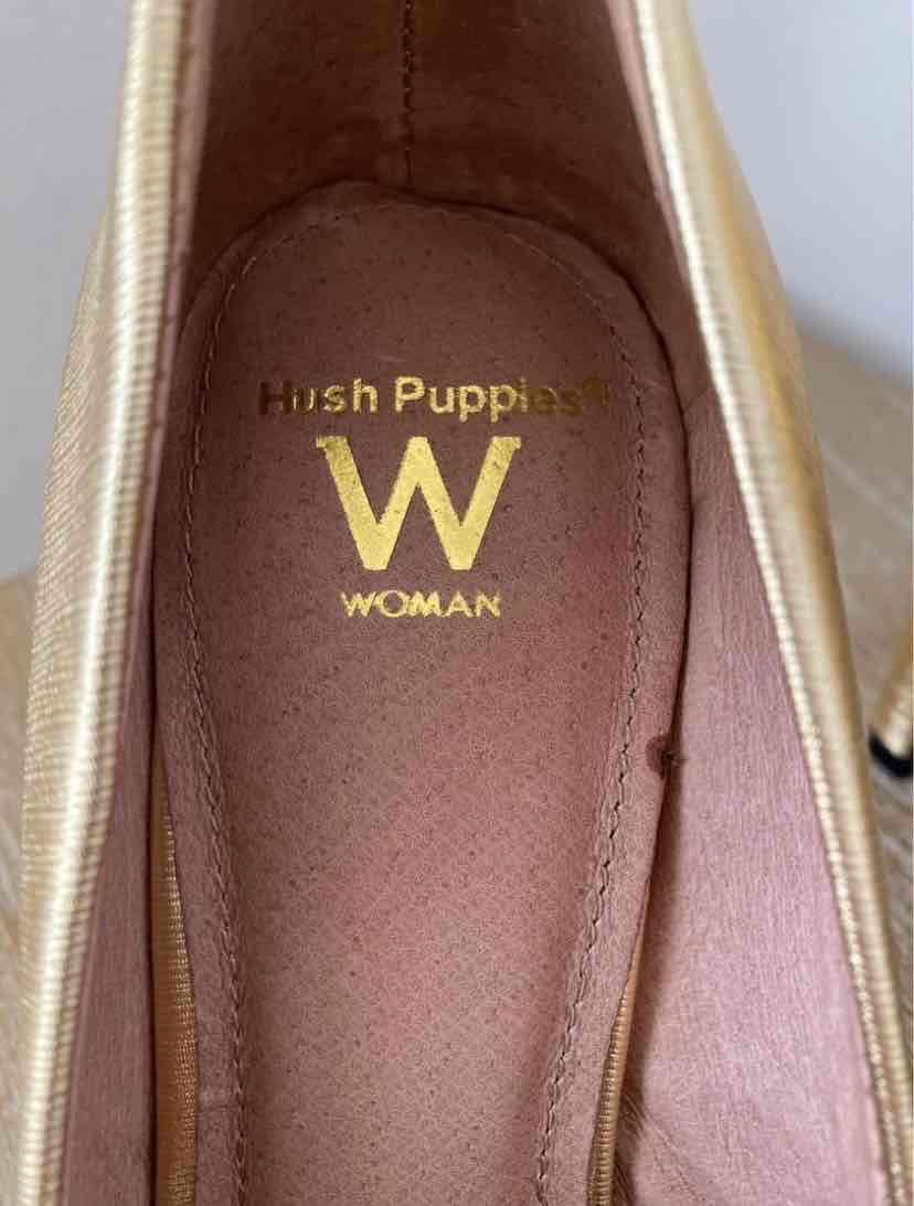 Tacones dorados elegantes marca Hush Puppies - miniatura 3