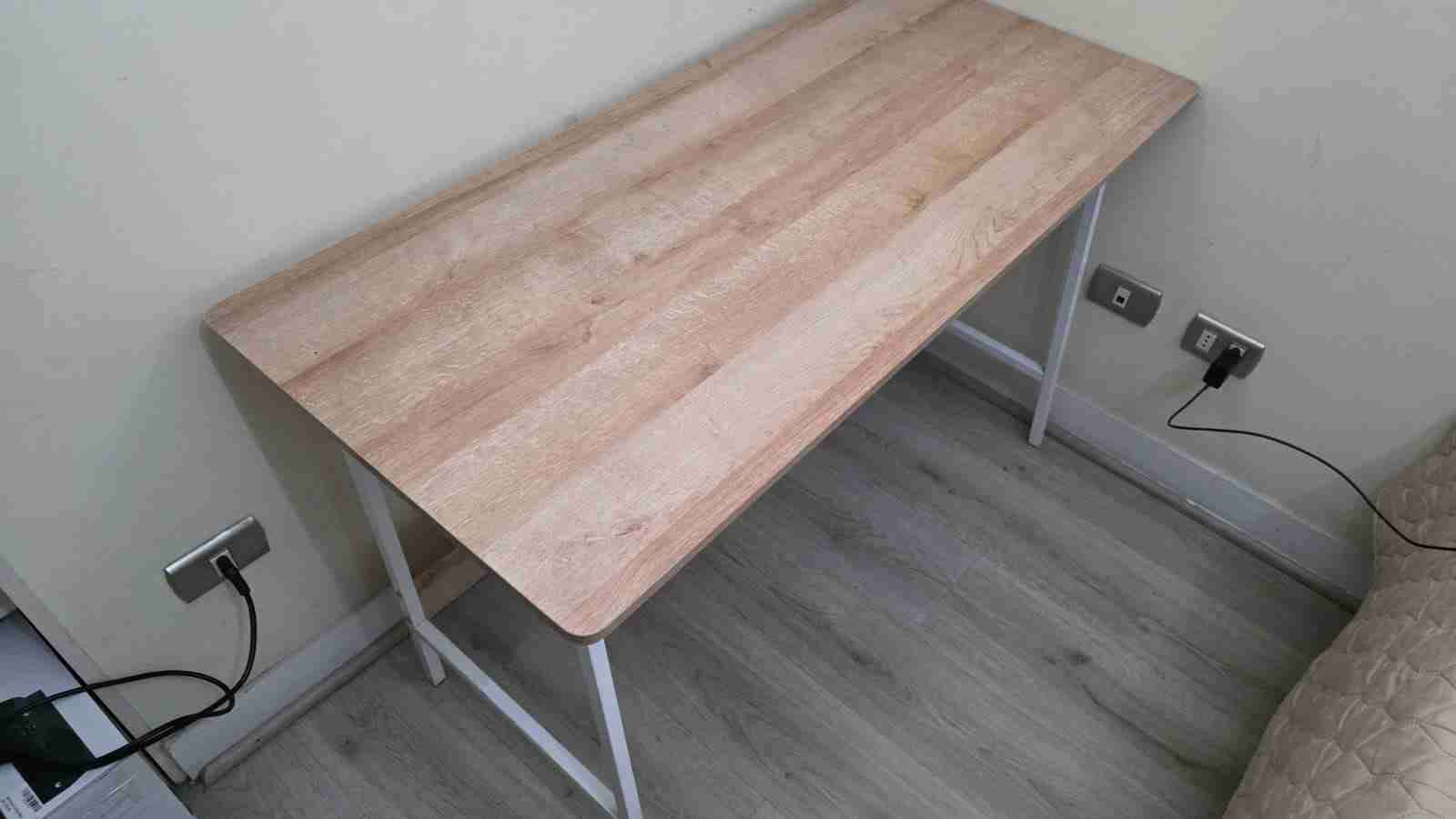 Escritorio madera clara - miniatura 1