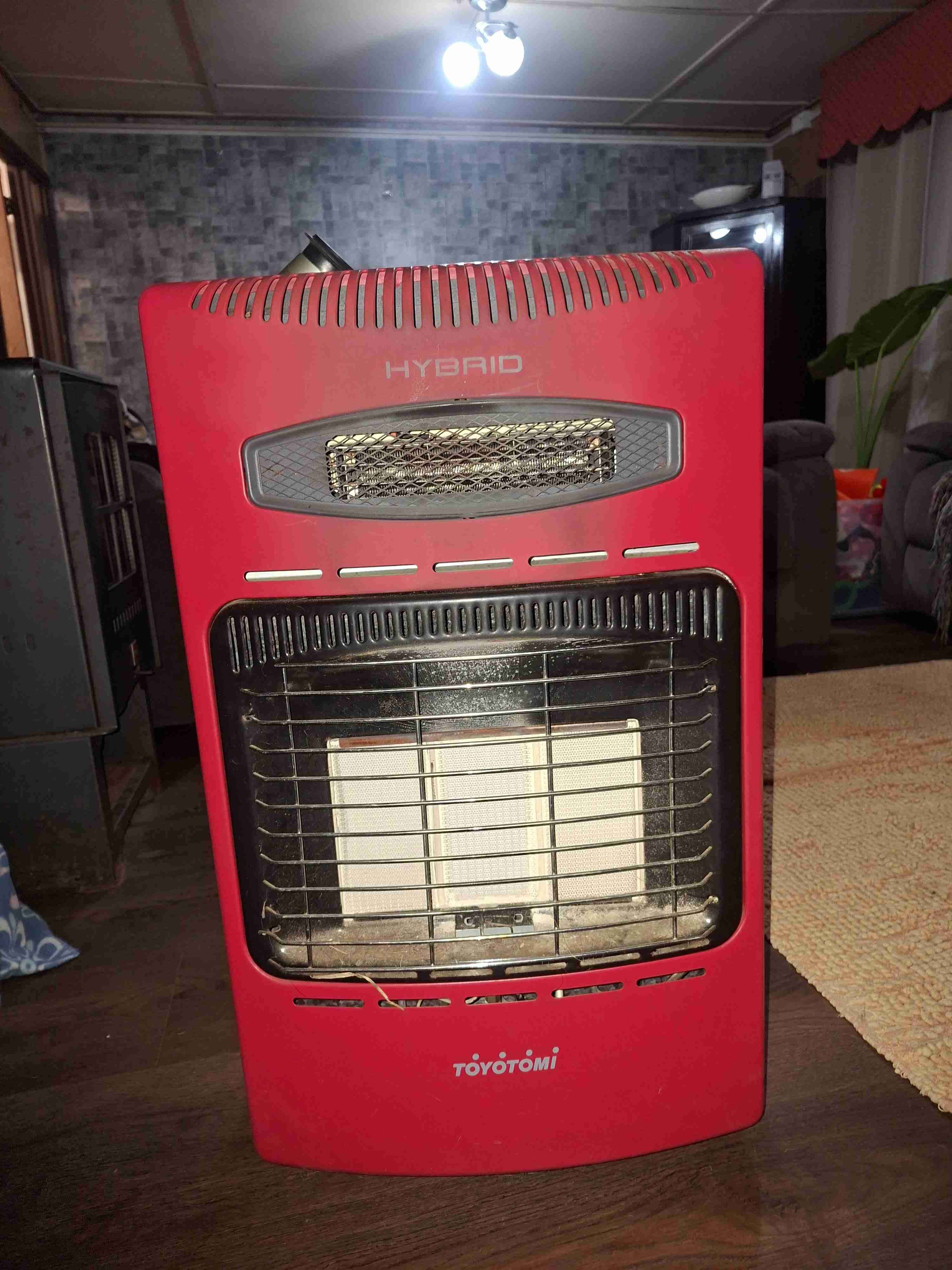 Calefactor Toyotomi híbrido rojo - miniatura 1