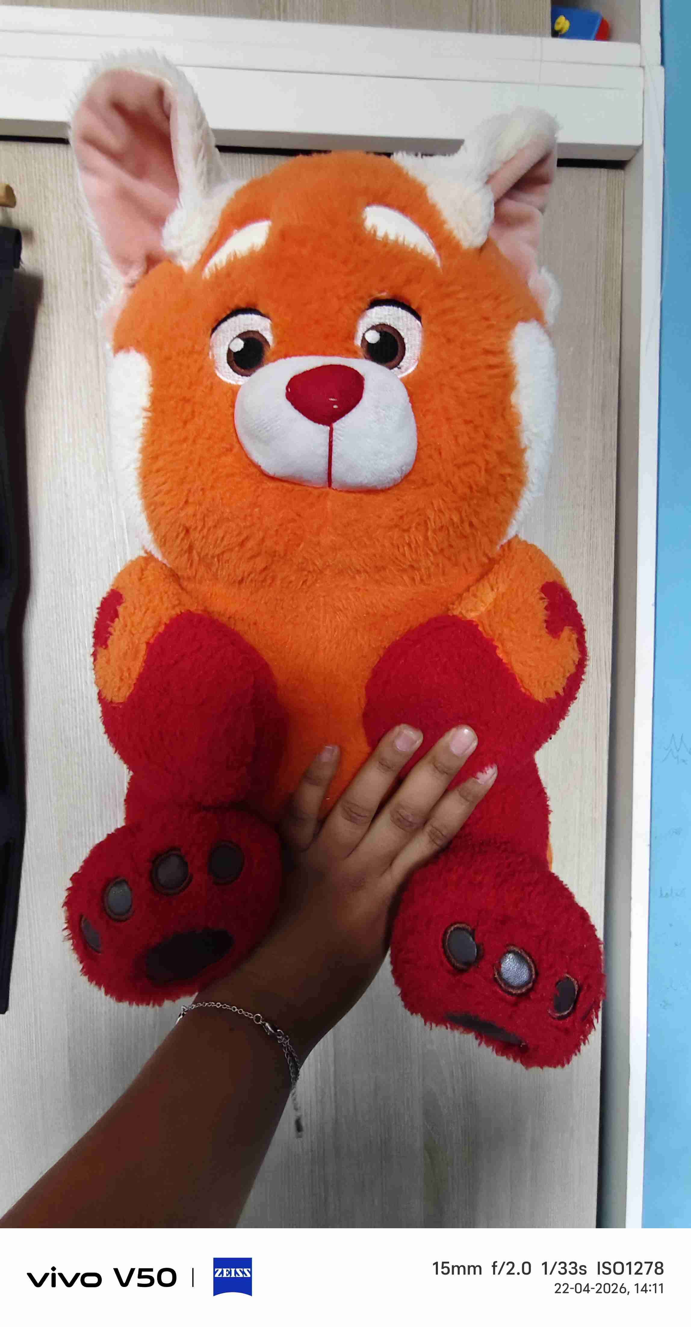 Peluche grande naranja y rojo - miniatura 1