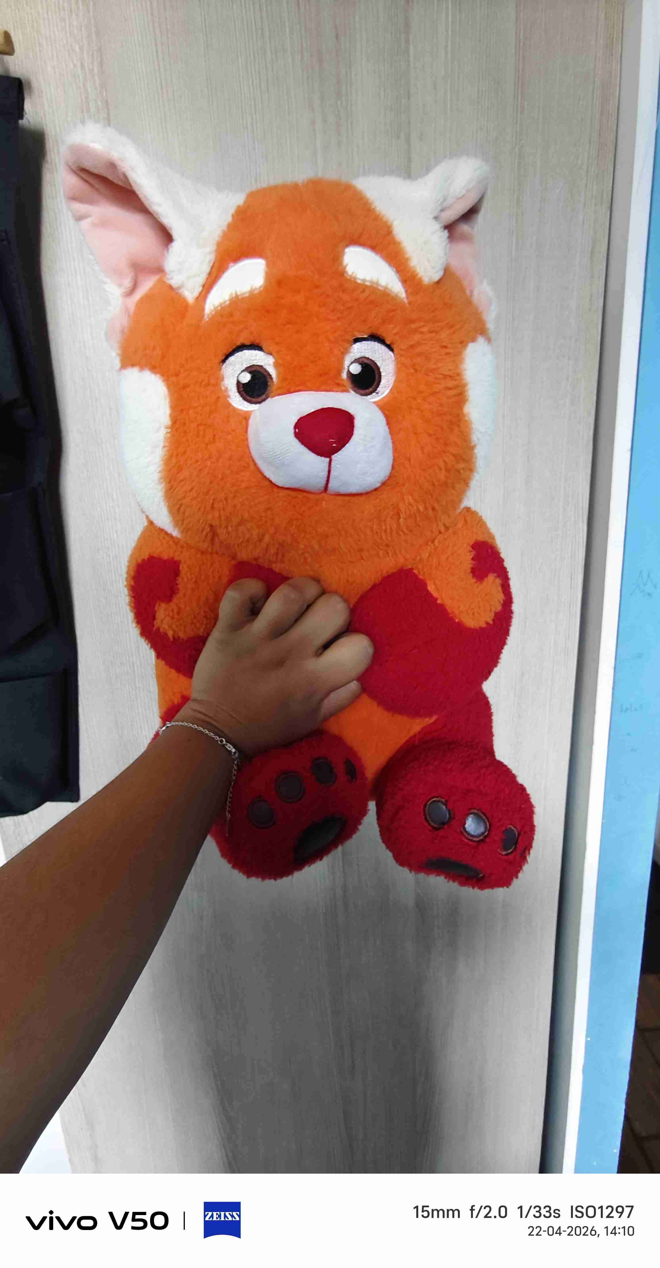 Peluche grande naranja y rojo - miniatura 2