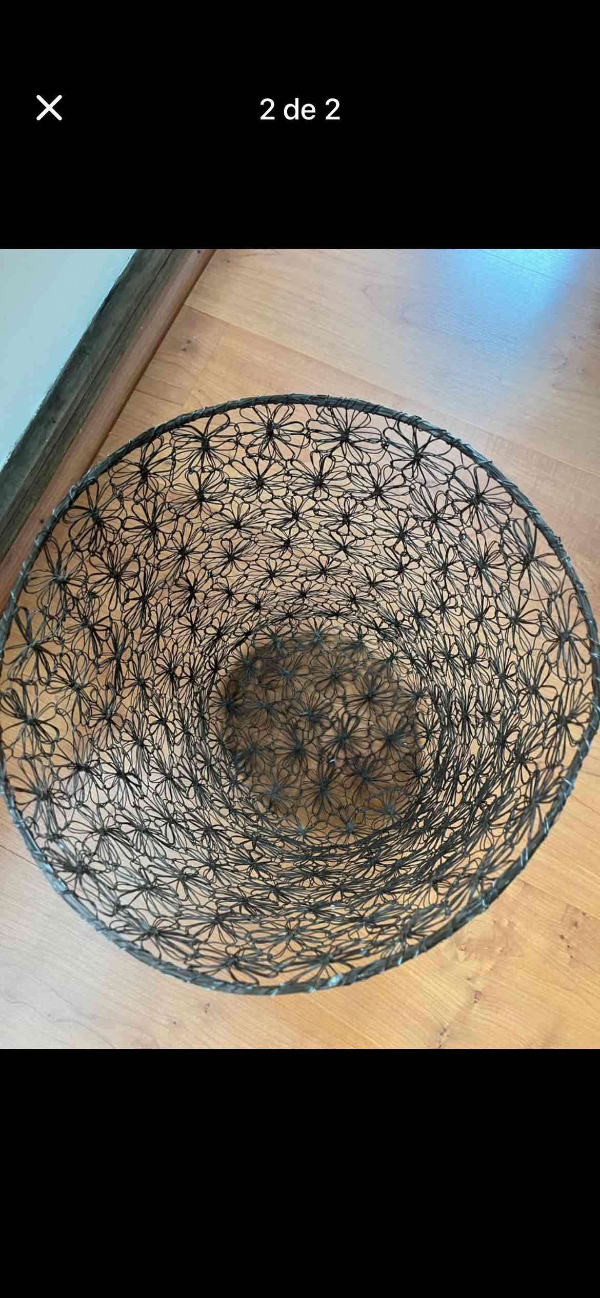 Canasto de metal decorativo floral - miniatura 2