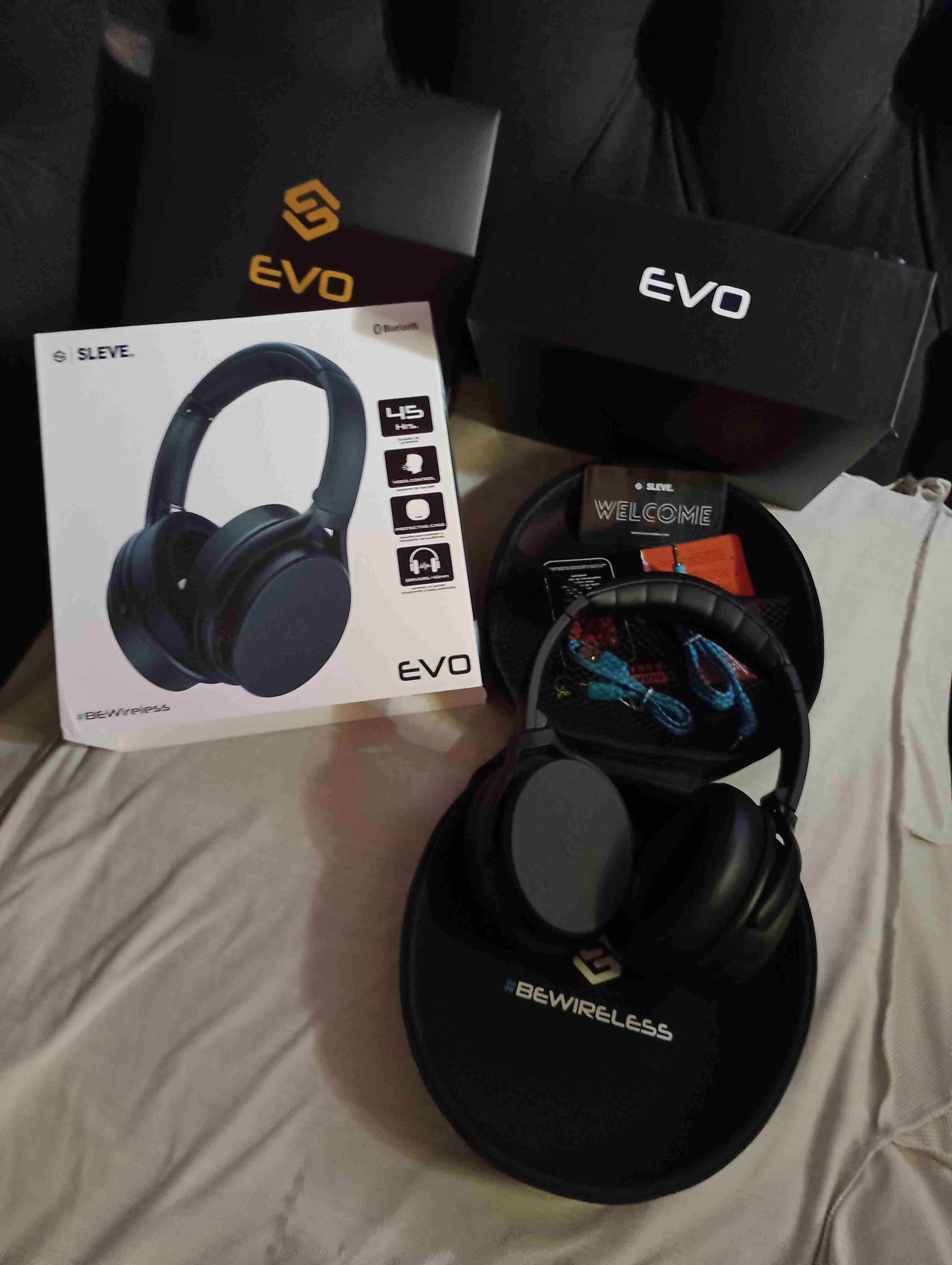 Audífonos Evo con estuche - miniatura 3
