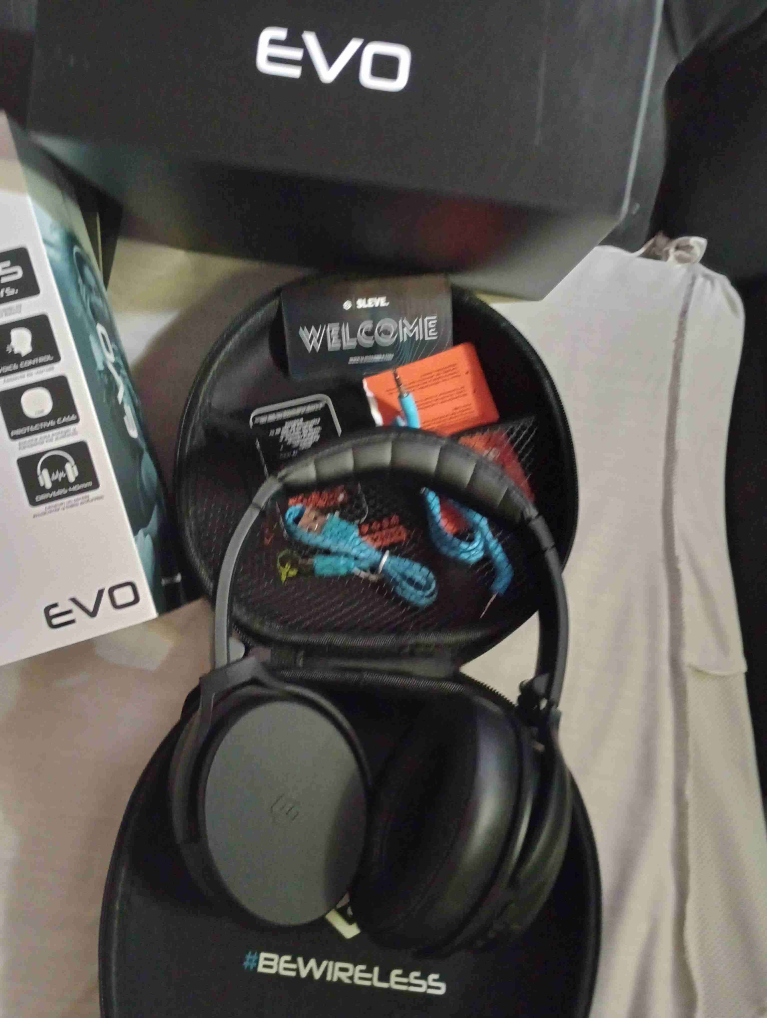 Audífonos Evo con estuche - miniatura 6