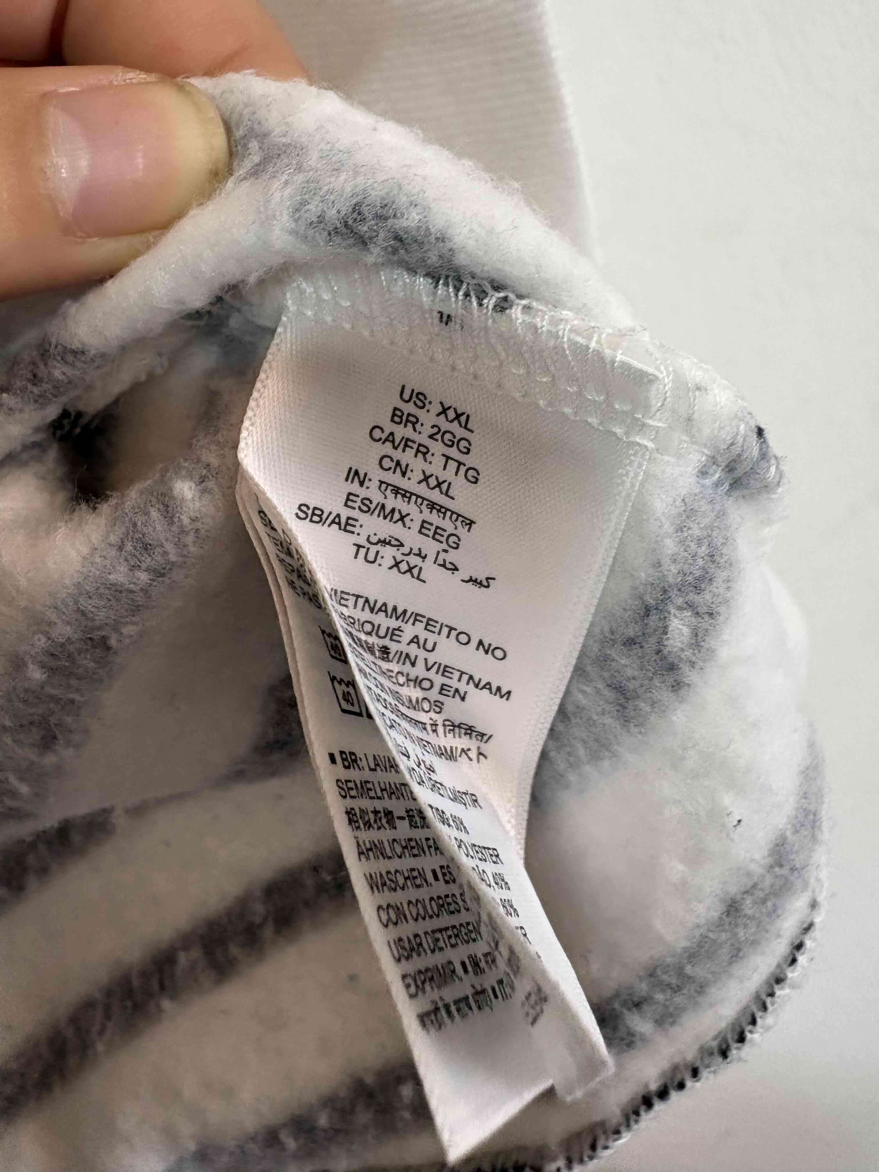 Sweater rayado blanco y negro - miniatura 2