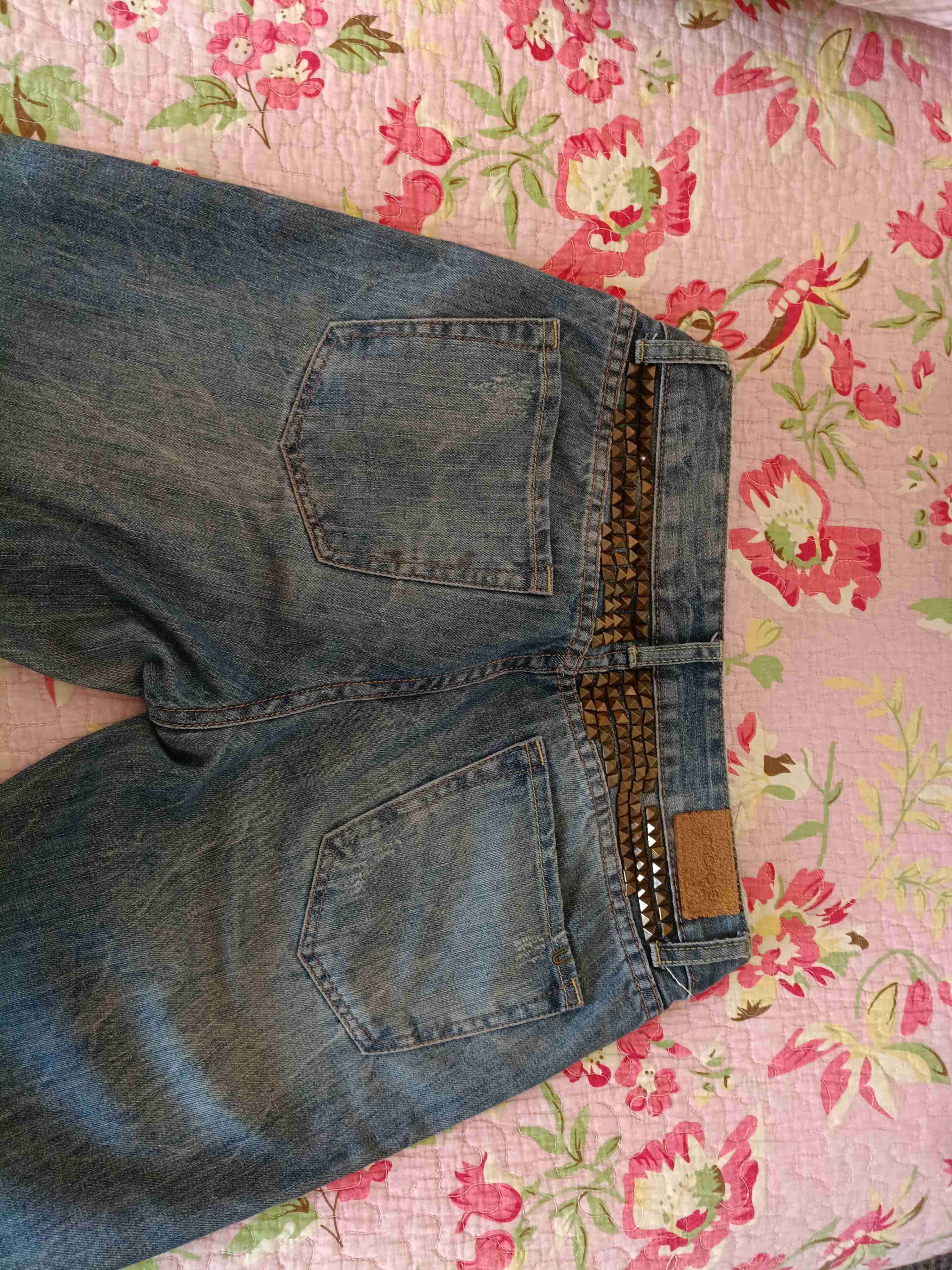 Jeans desgastados estilo casual - miniatura 4