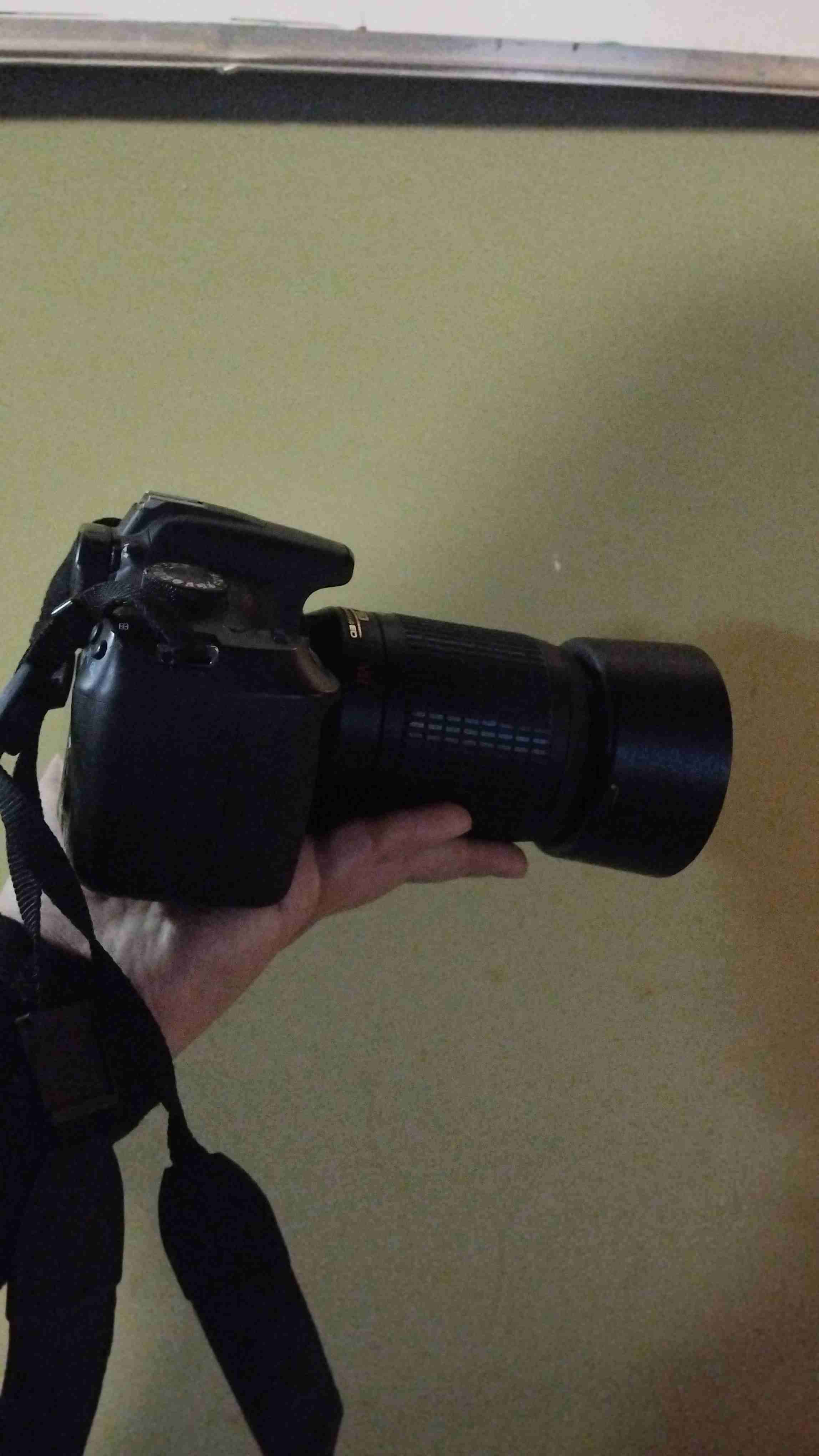 Cámara Canon EOS Rebel T6 con accesorios - miniatura 4