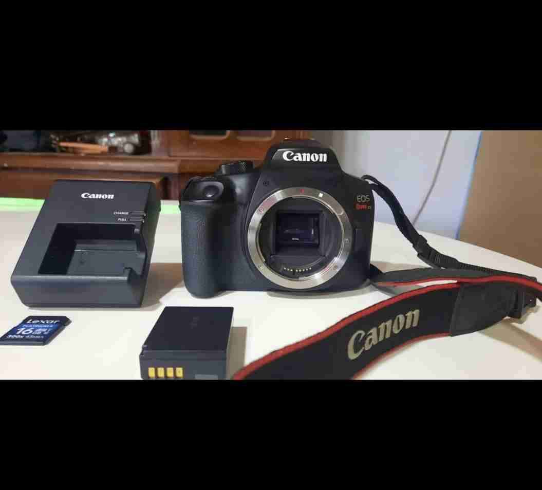 Cámara Canon EOS Rebel T6 con accesorios - miniatura 5