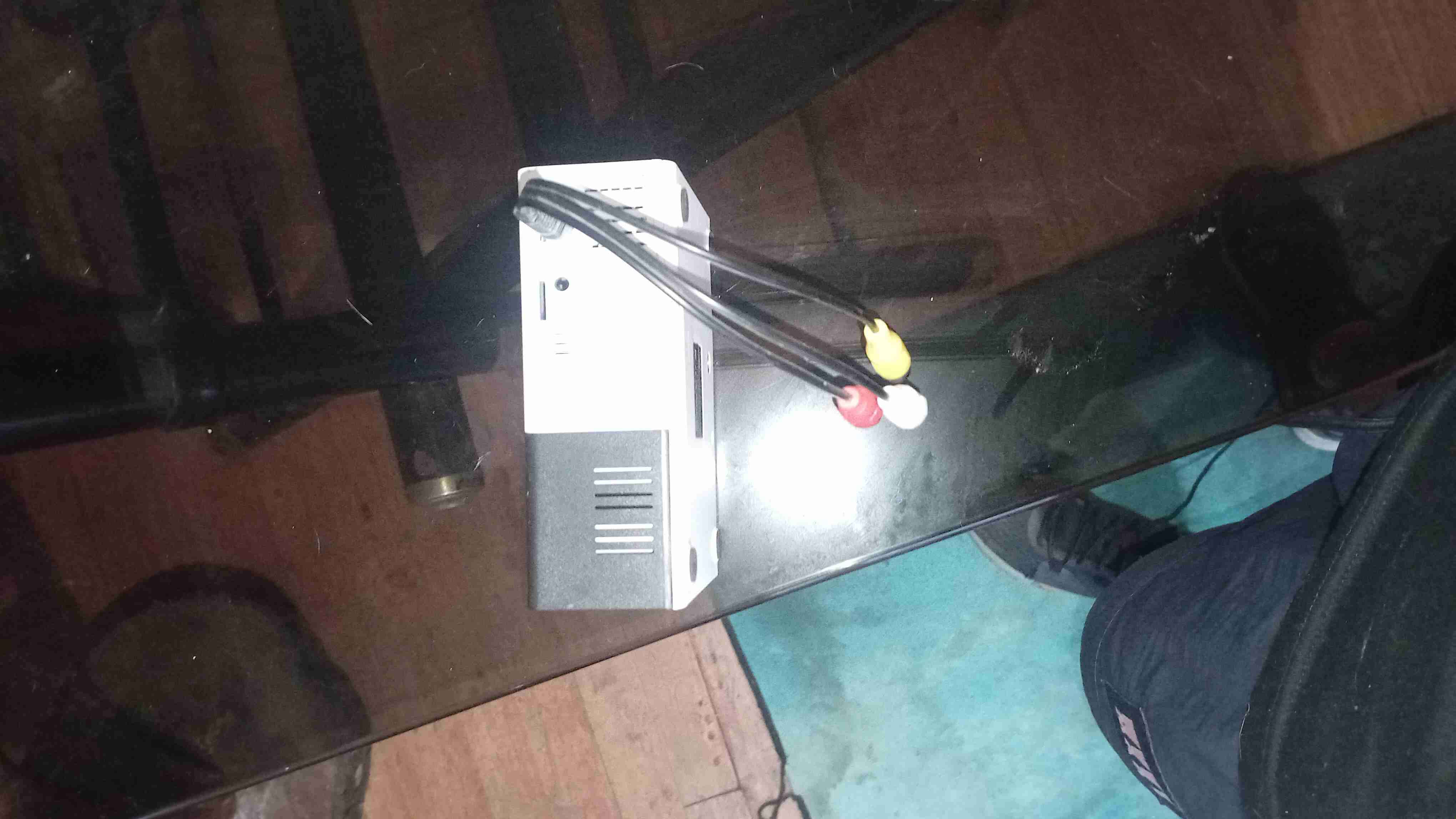 Proyector portátil compacto - miniatura 2