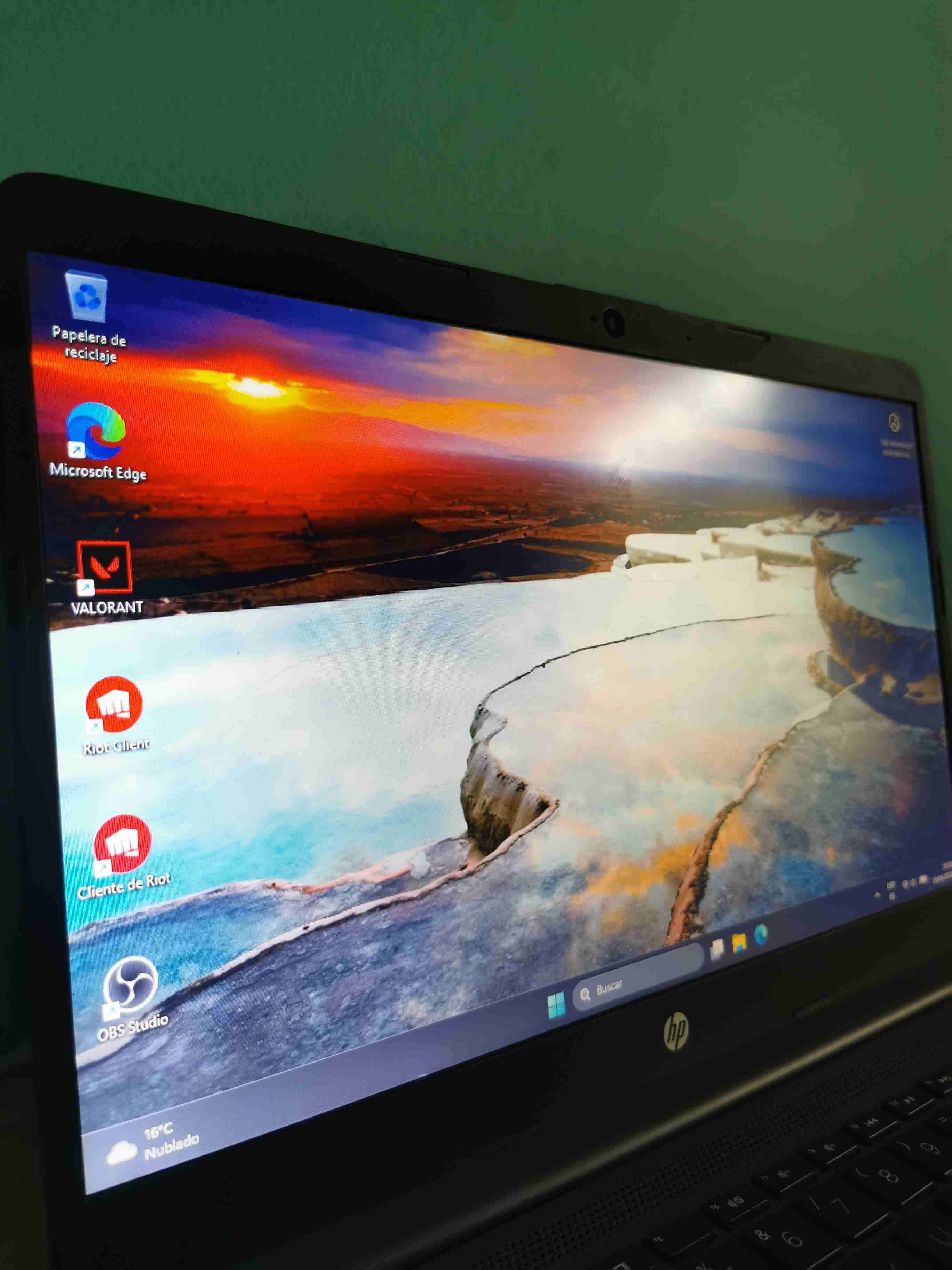 Notebook HP 14 pulgadas - miniatura 2