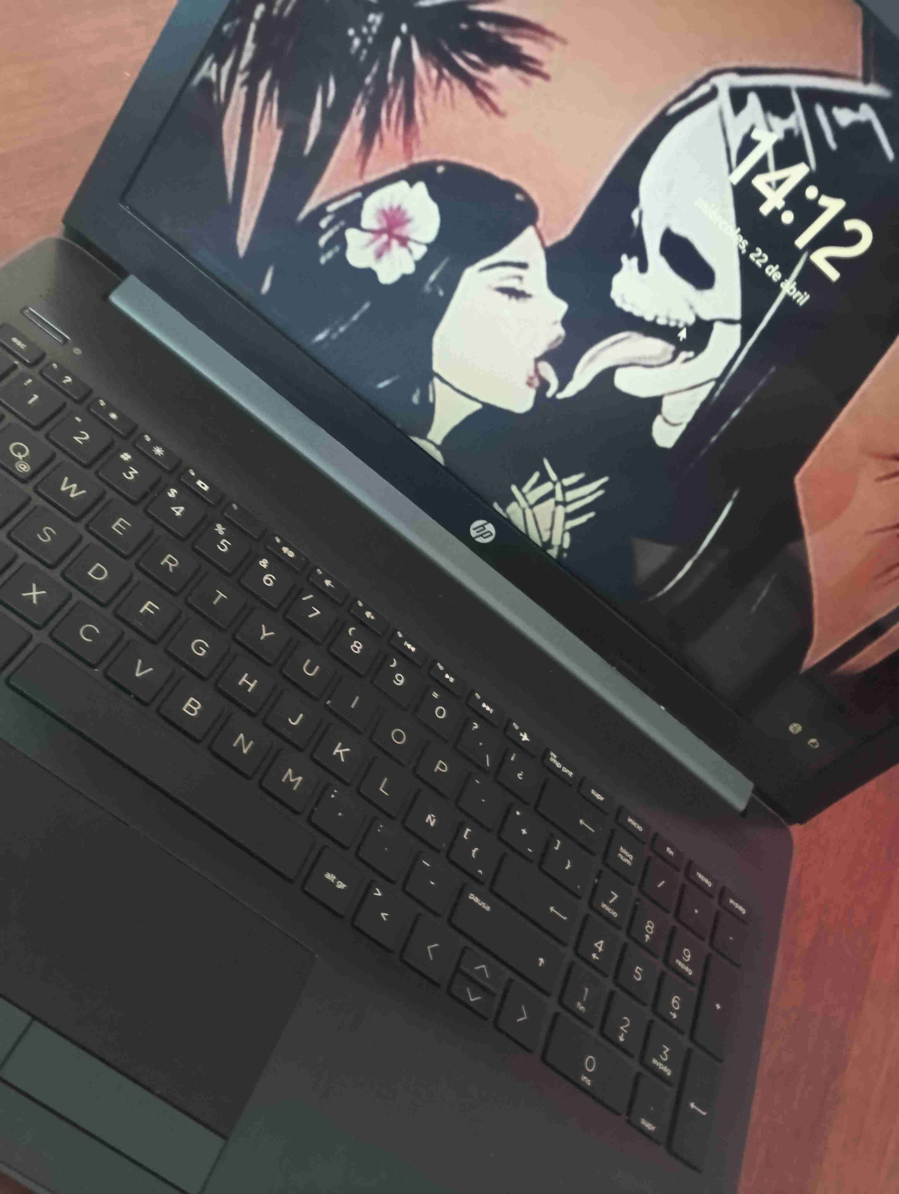 Notebook HP negra - miniatura 1