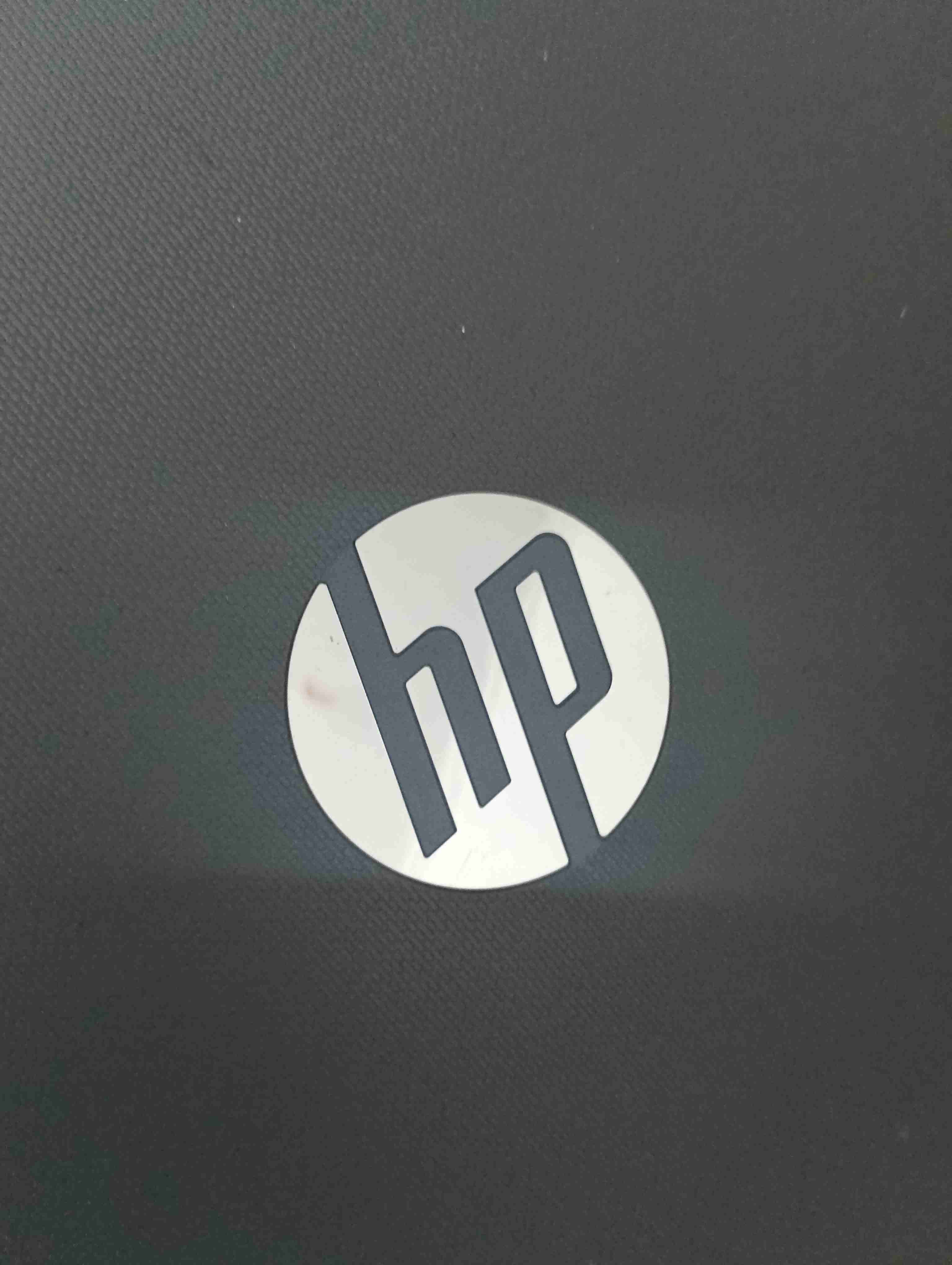 Notebook HP negra - miniatura 5