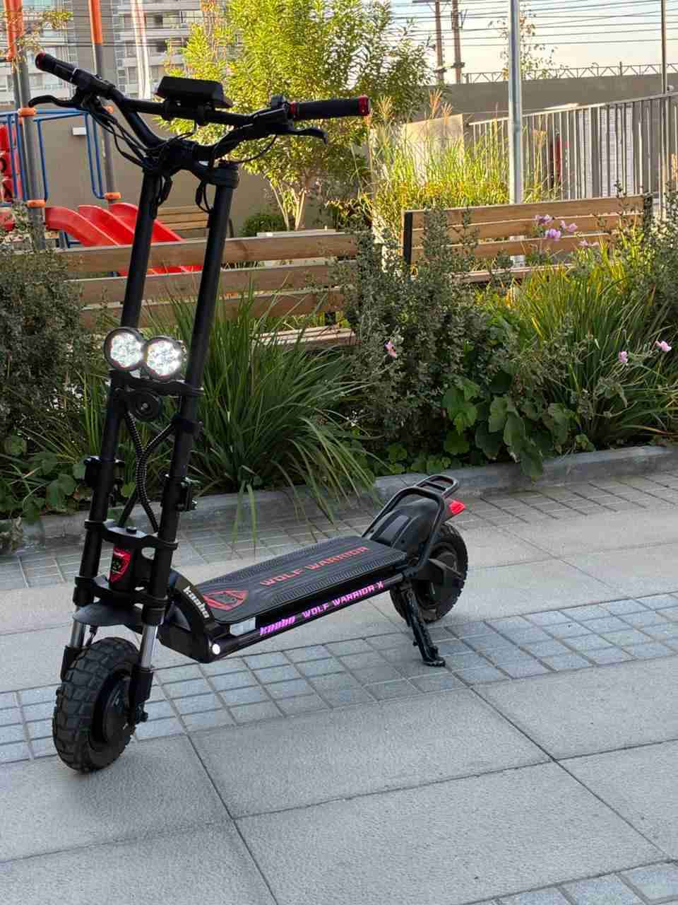 Scooter eléctrico Wolf Warrior X Plus - miniatura 1