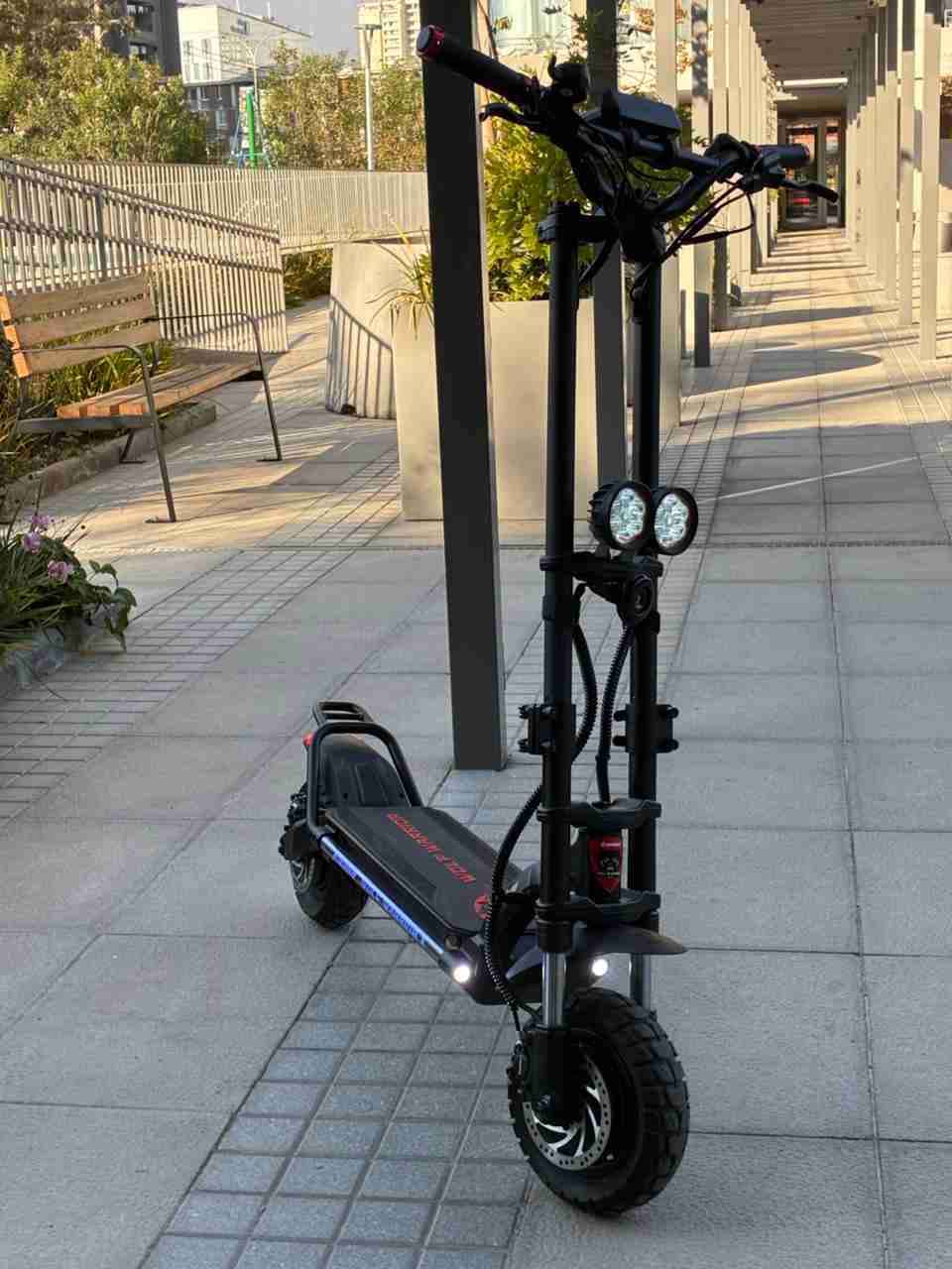 Scooter eléctrico Wolf Warrior X Plus - miniatura 3