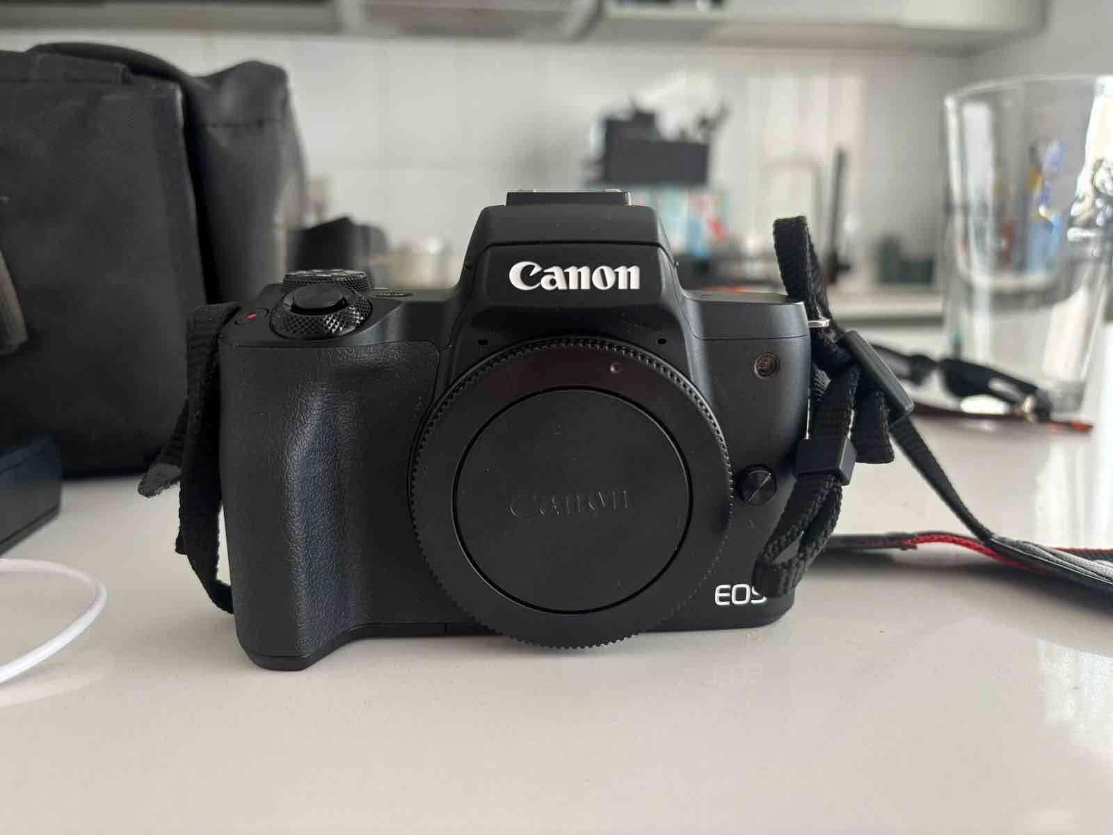 Cámara Canon EOS M50 Mark II Kit Completo - miniatura 4