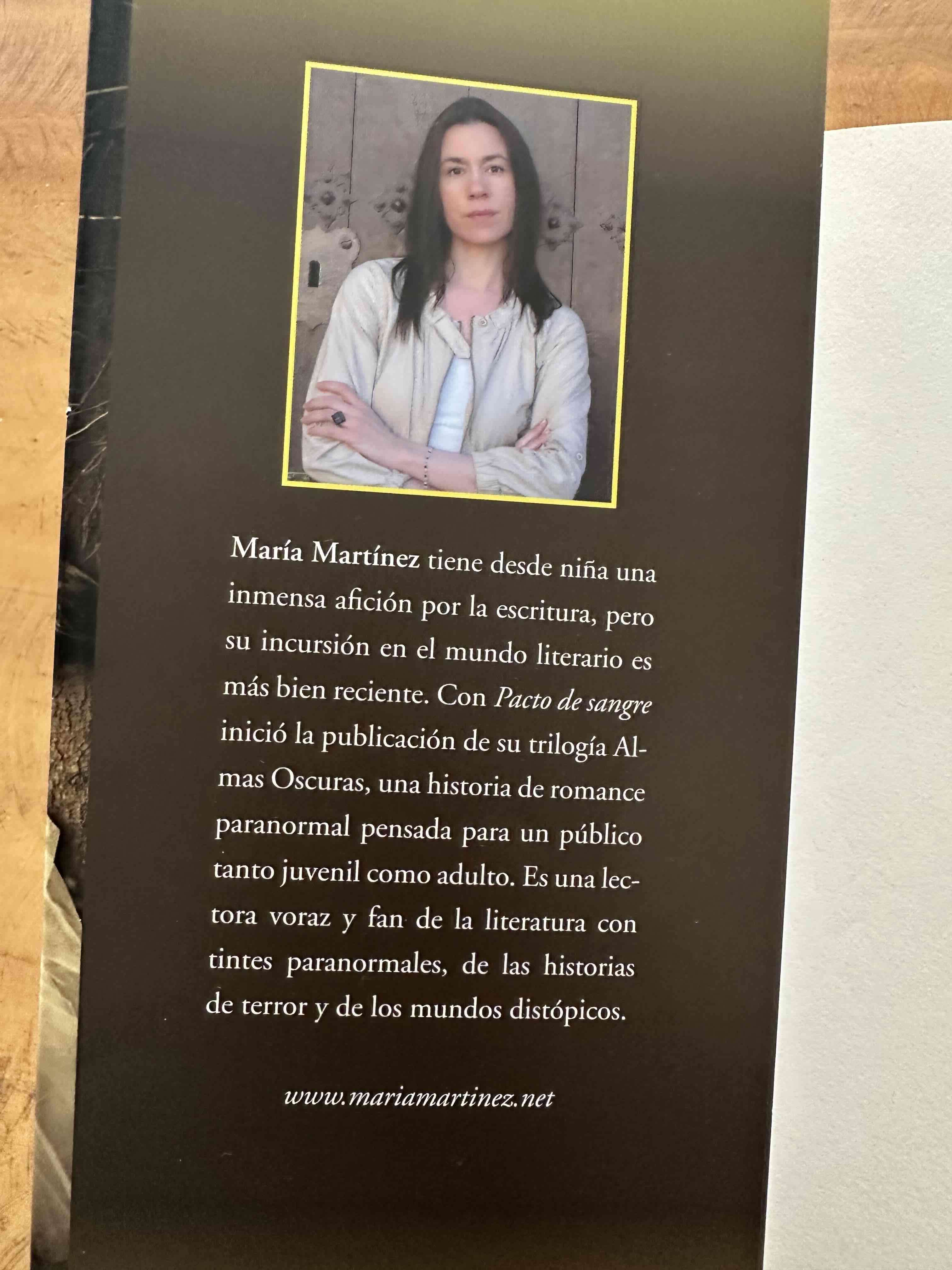 Libro 'El Encanto del Cuervo' - miniatura 4