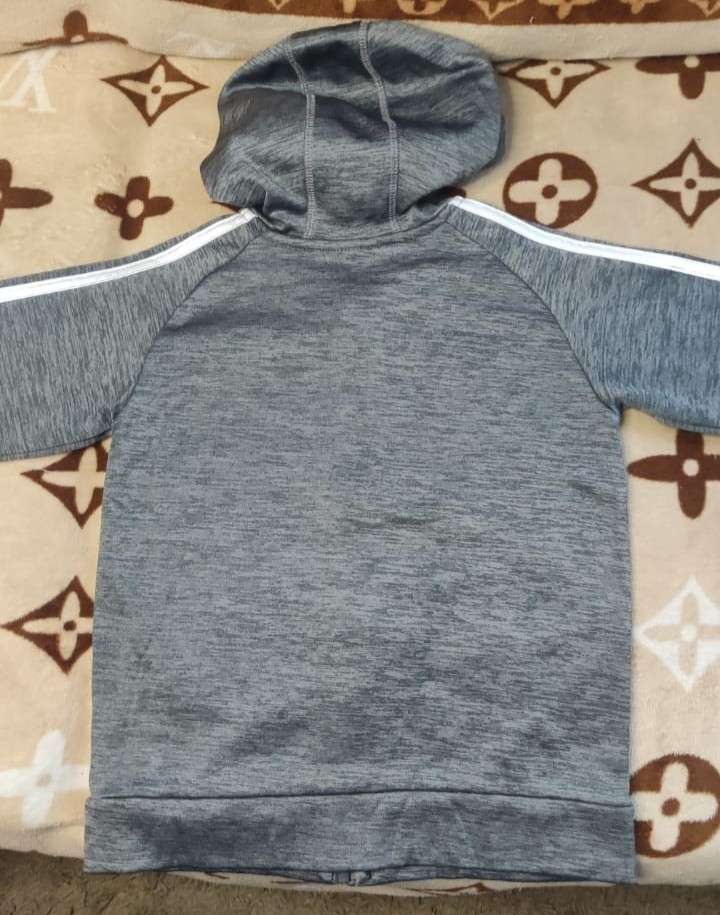 Polerón gris Adidas con capucha - miniatura 2