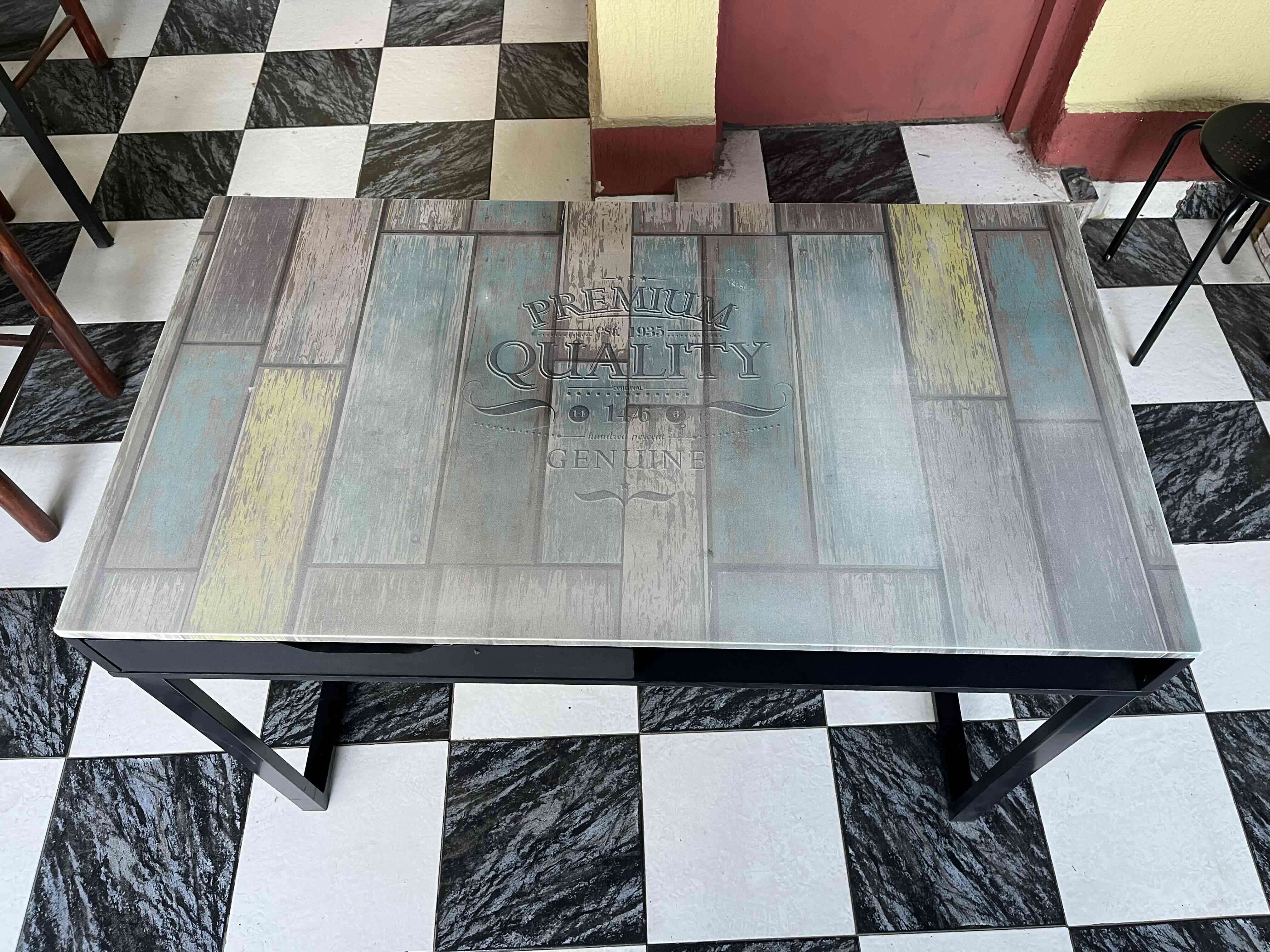 Mesa de escritorio multicolor - miniatura 3