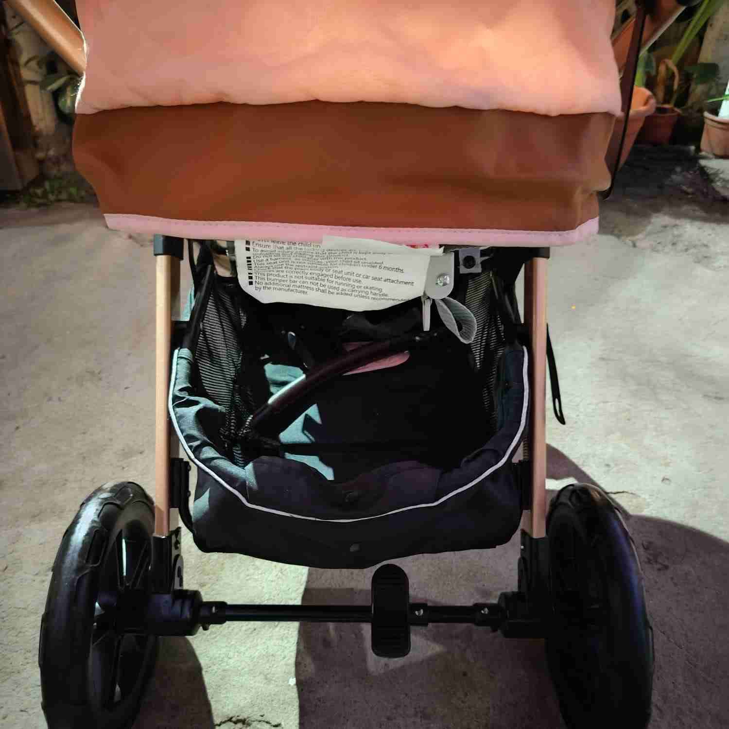 Coche para bebé rosa acolchado - miniatura 3