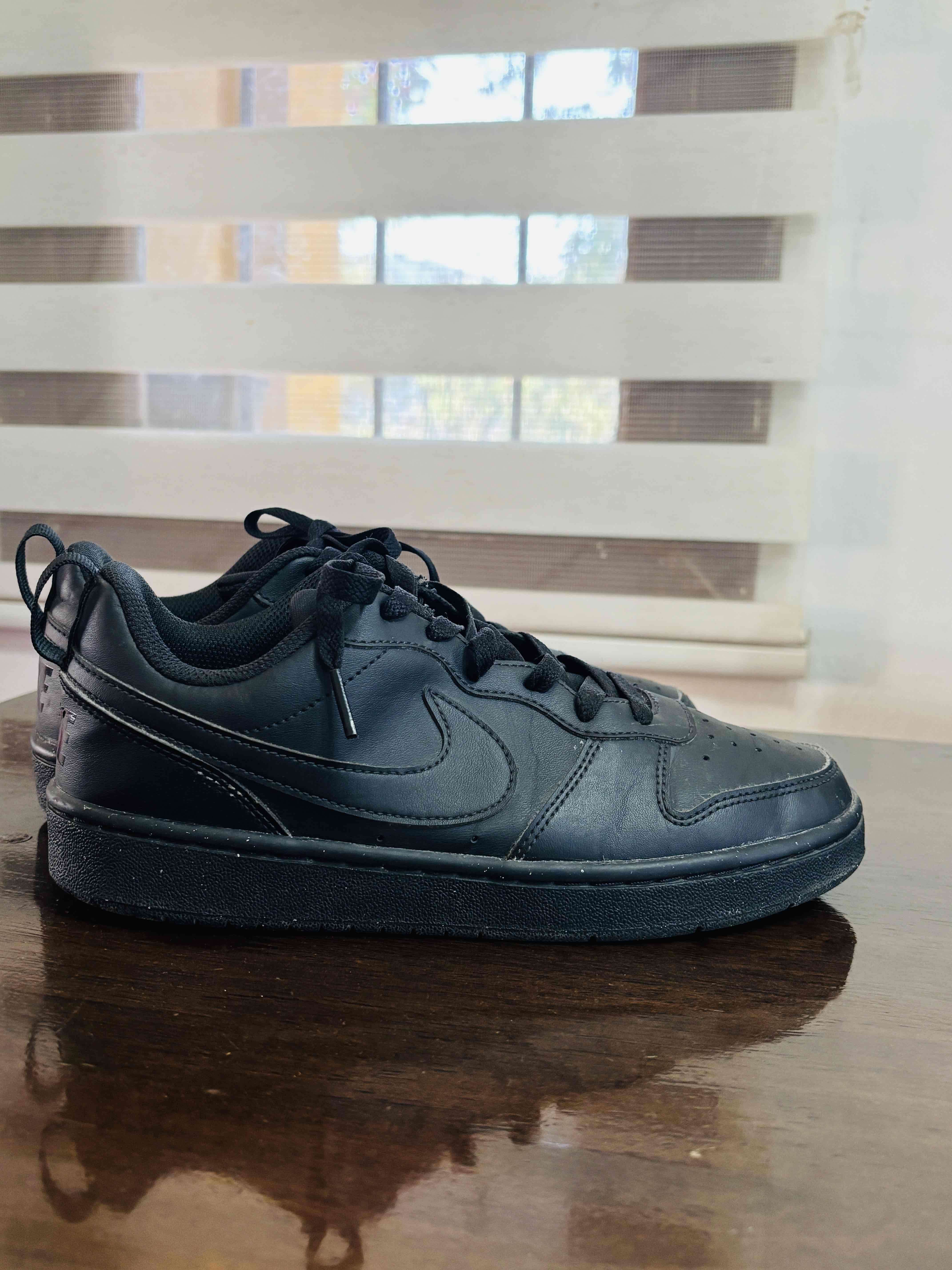 Zapatillas nike negras cuero - miniatura 4