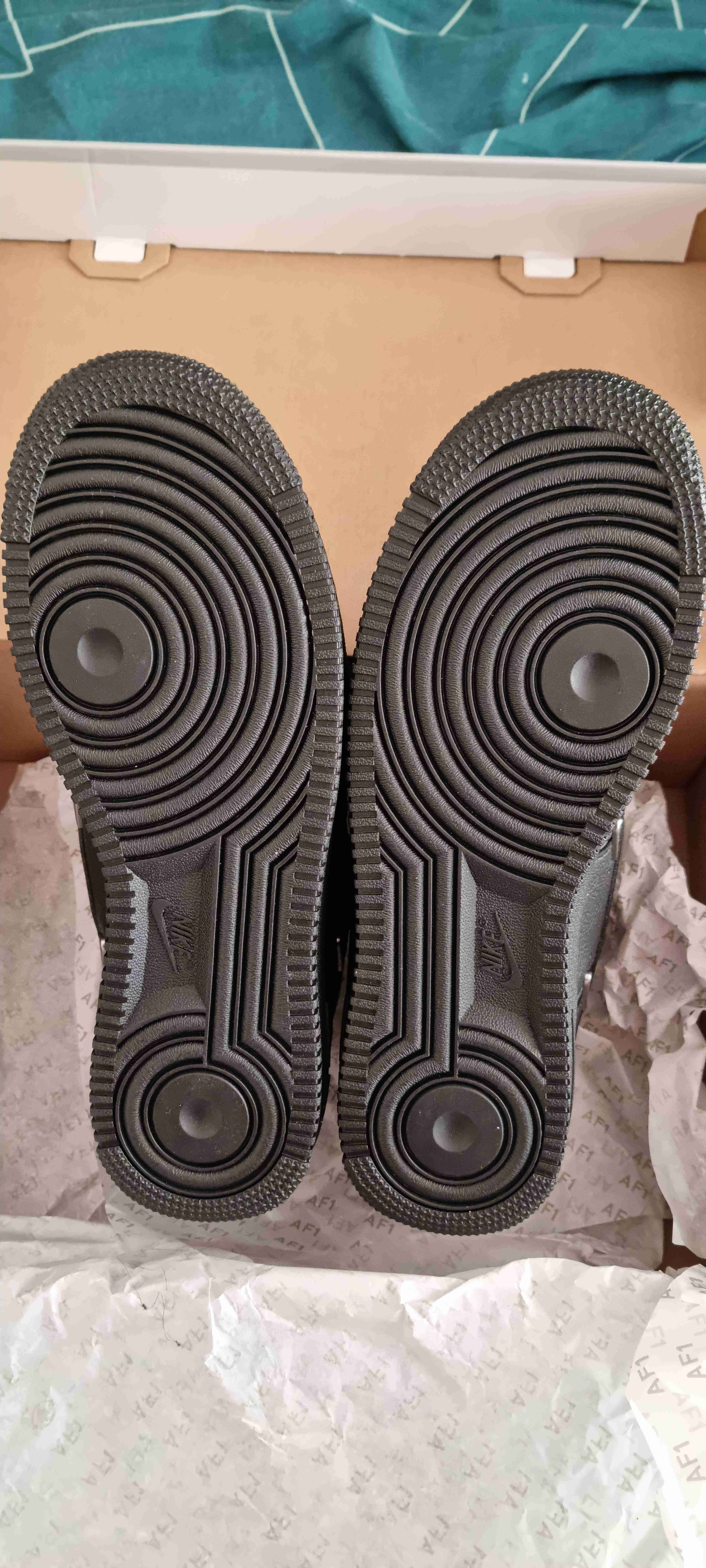 Zapatillas negras Air Force 1 '07 LX - miniatura 2