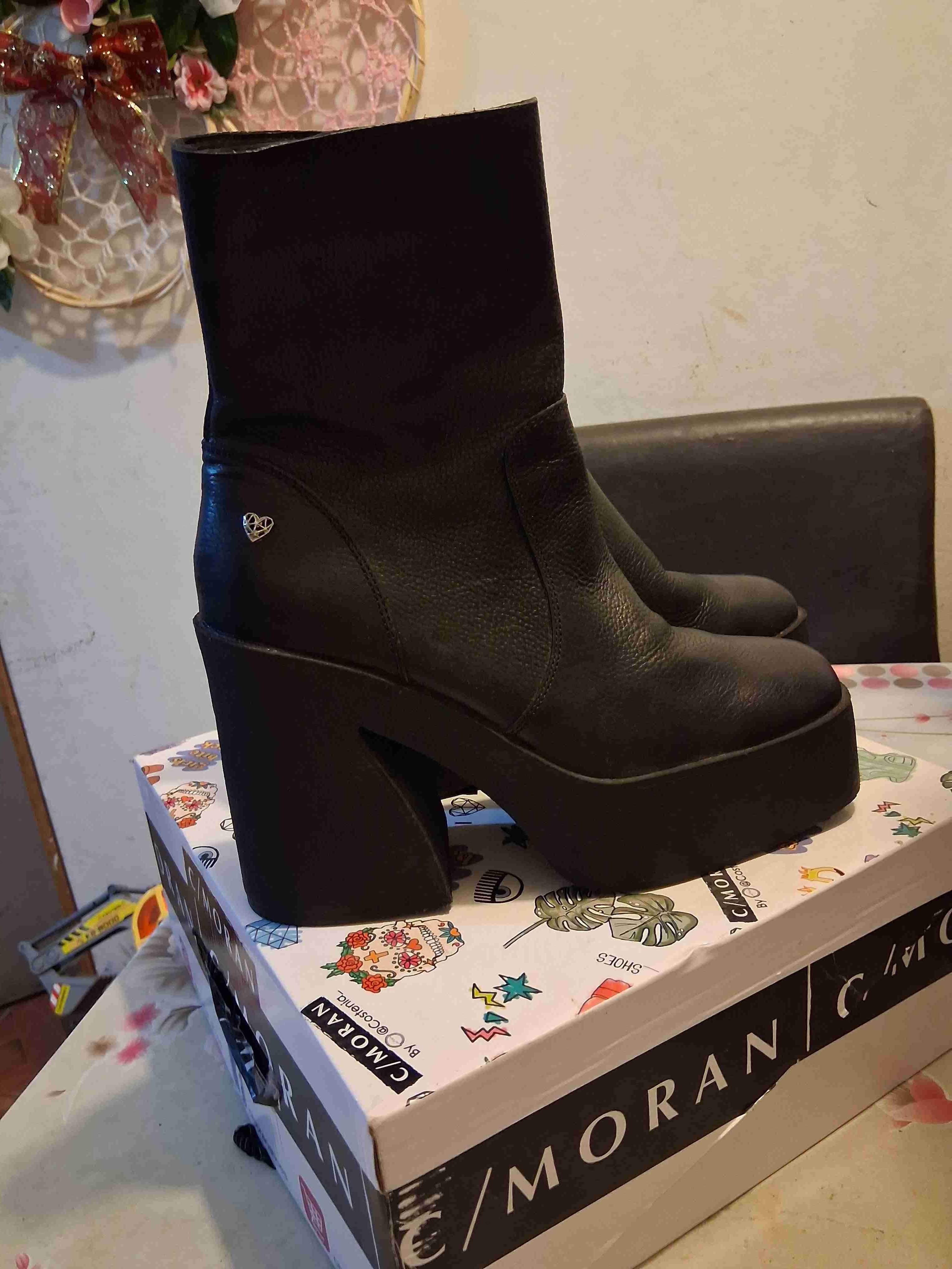 Botines negros con plataforma - miniatura 2