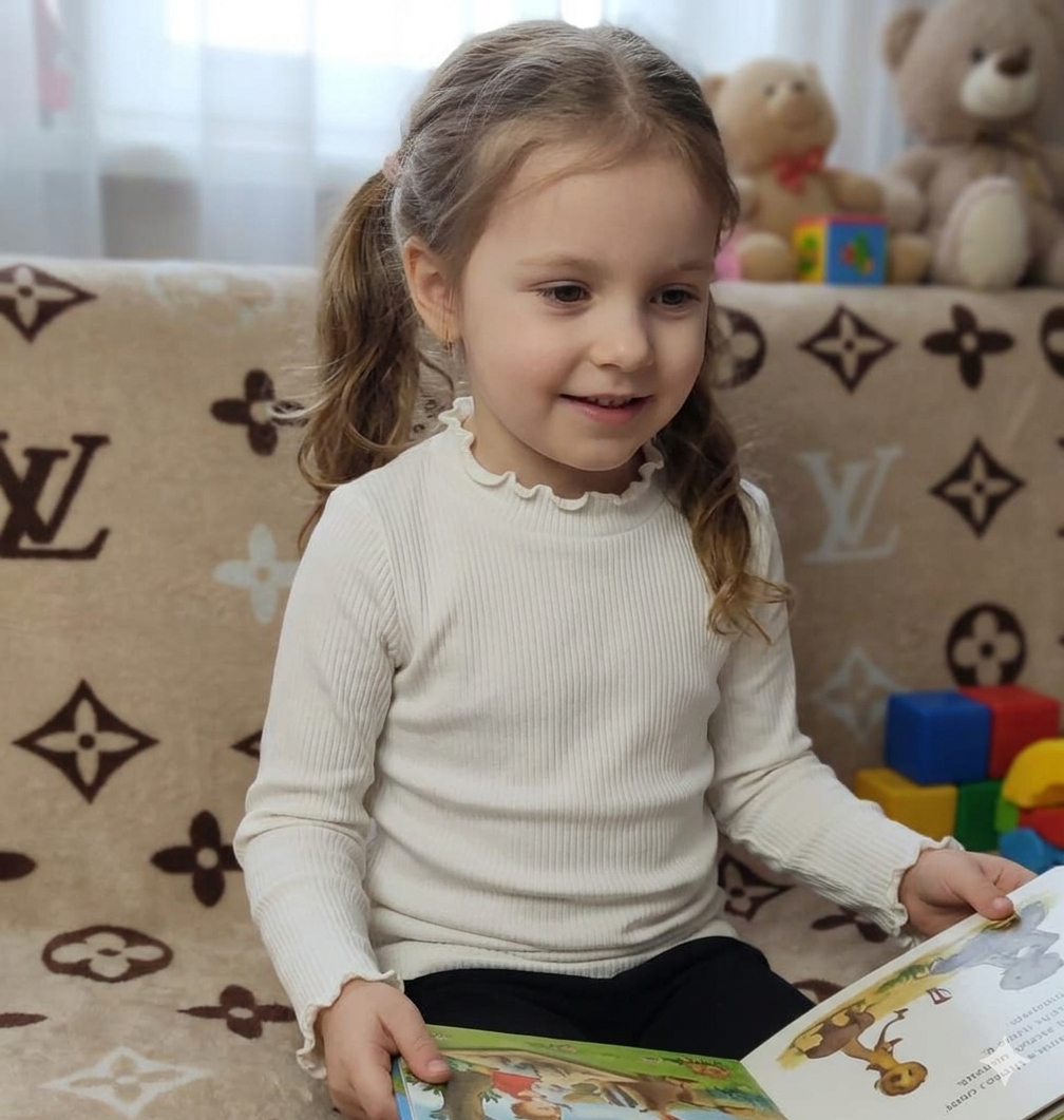 Polera blanca cuello alto - miniatura 3