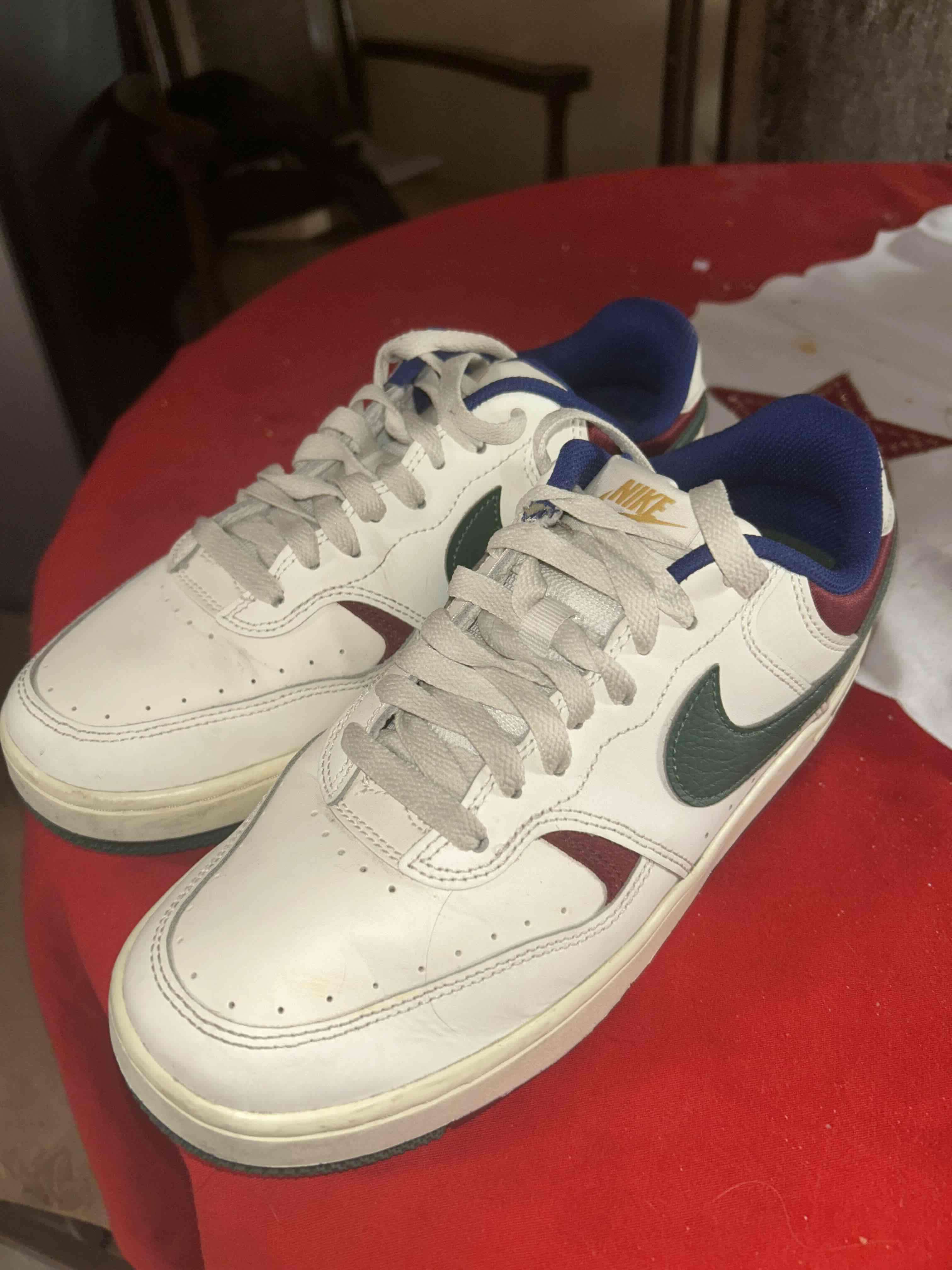 Zapatillas deportivas blancas Nike - miniatura 3