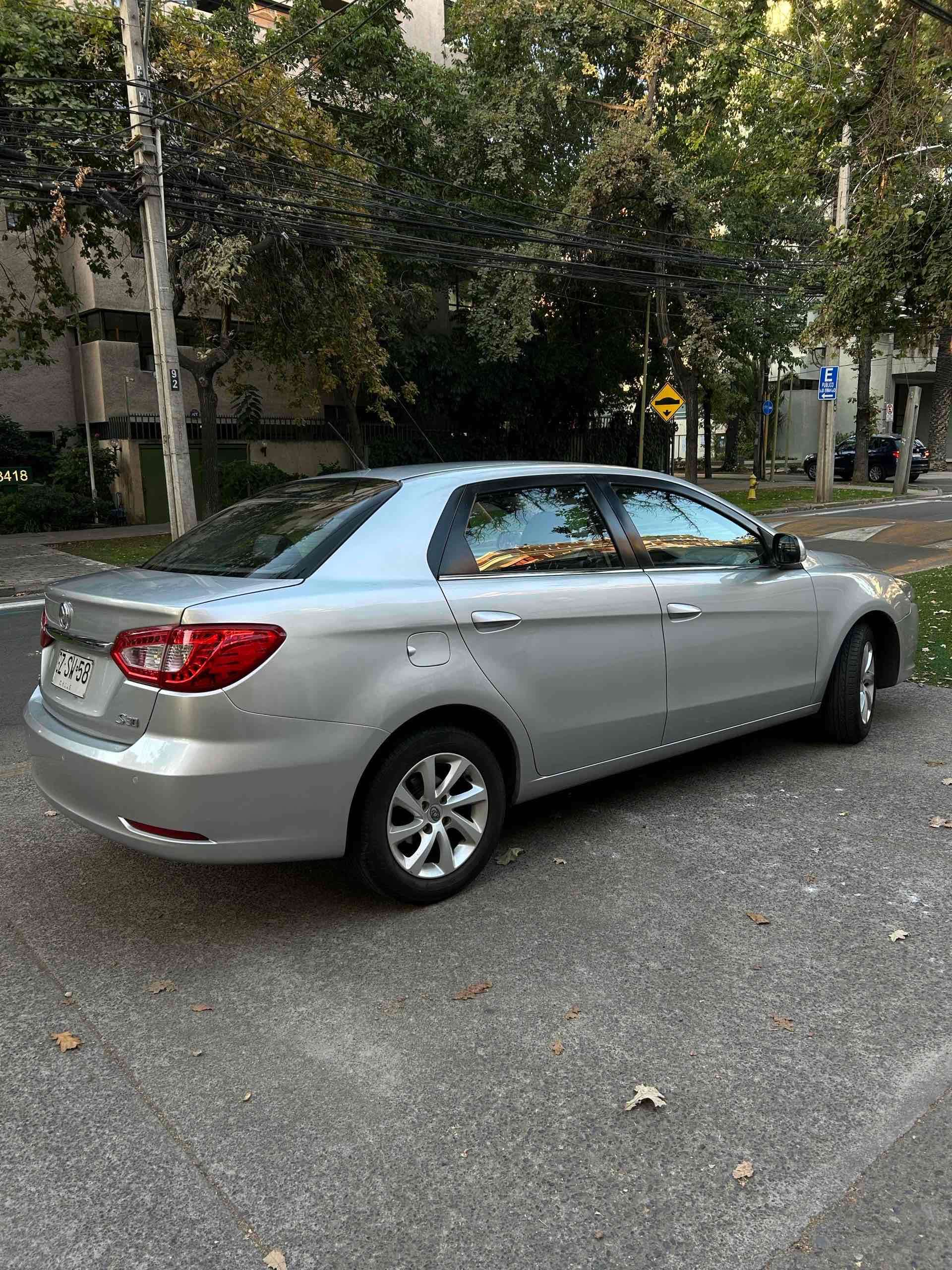 Dongfeng S30 2016 - miniatura 2