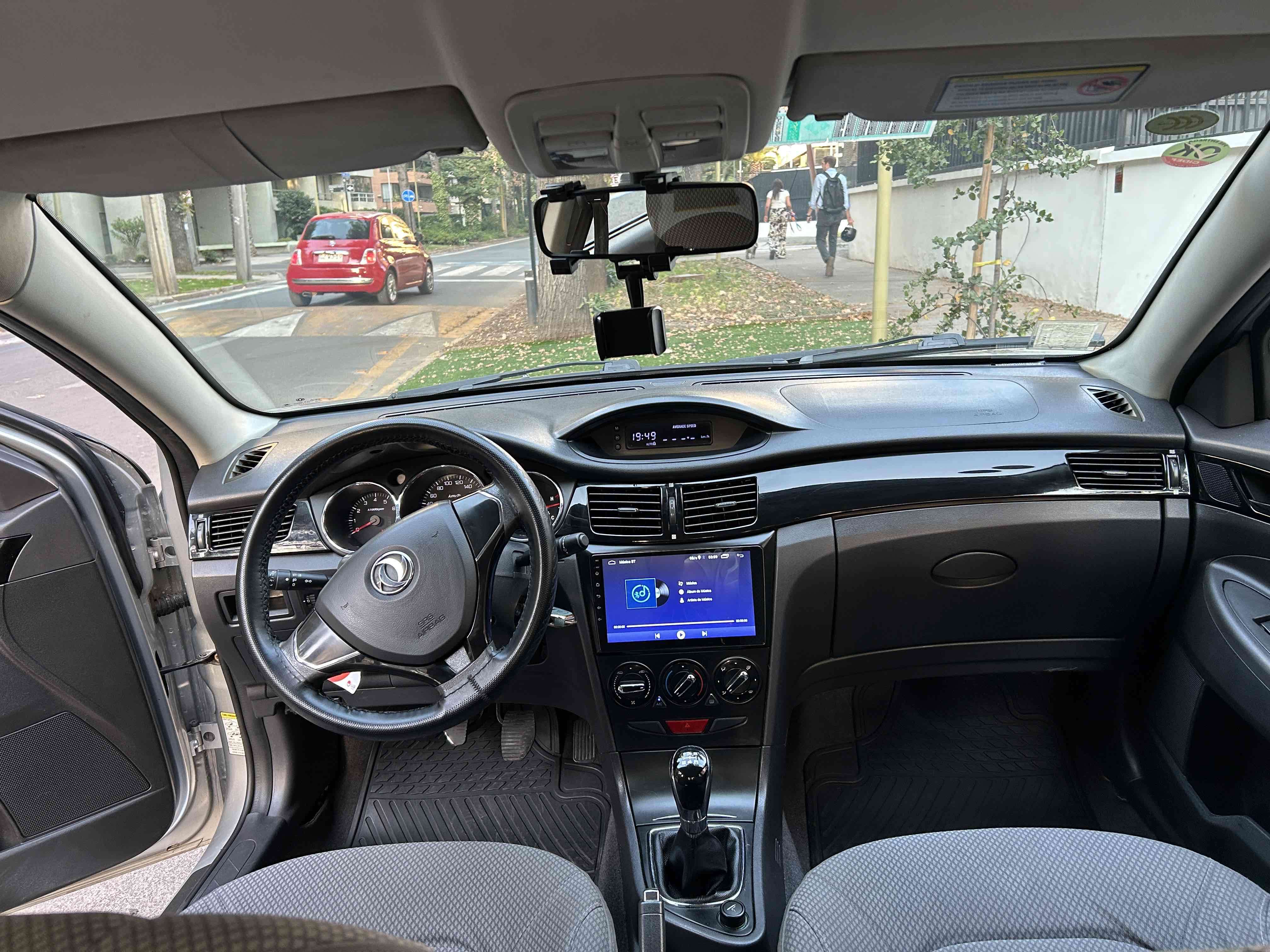 Dongfeng S30 2016 - miniatura 6