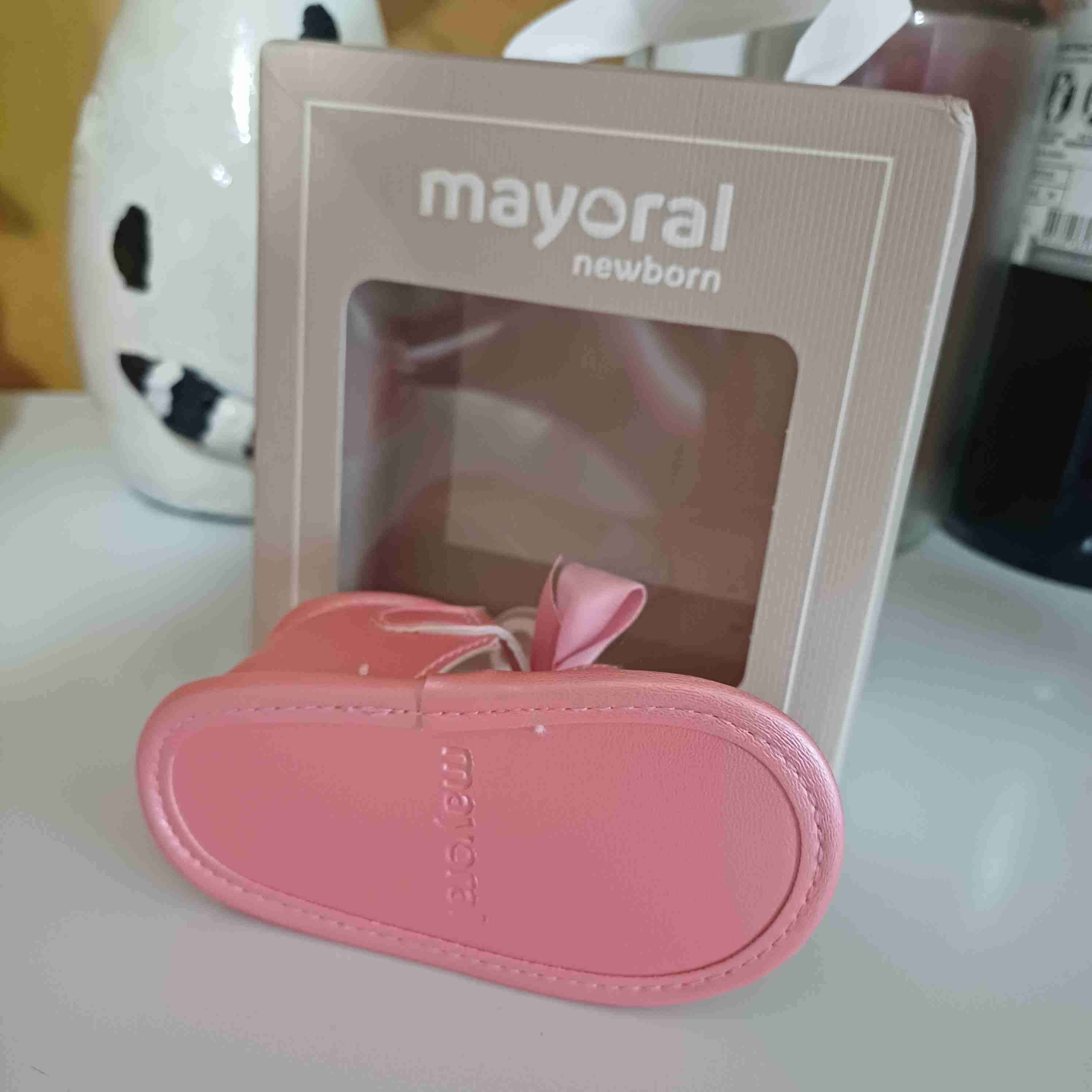 Zapatos rosados para recién nacido - miniatura 4