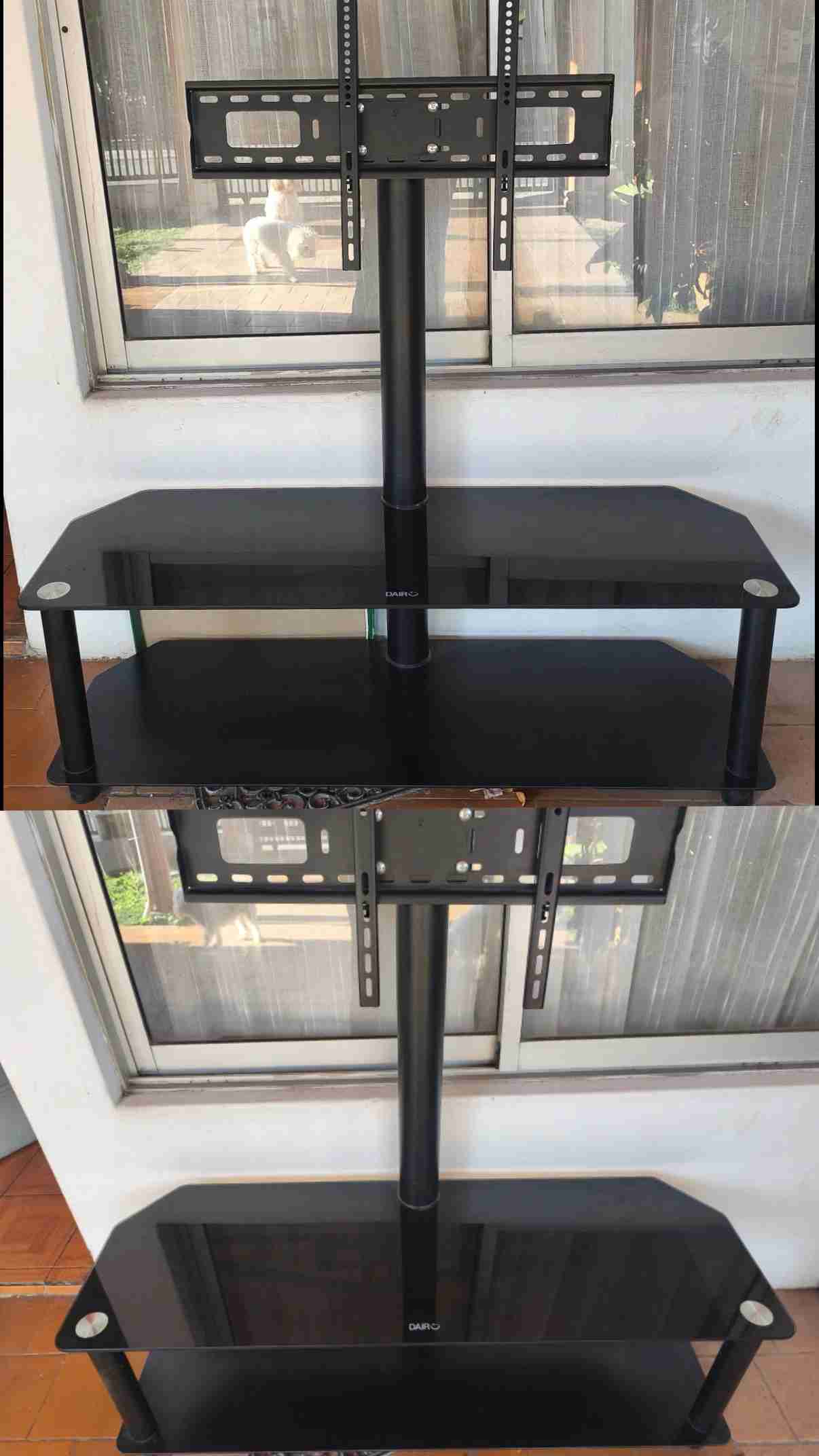 Soporte TV con estantería negra