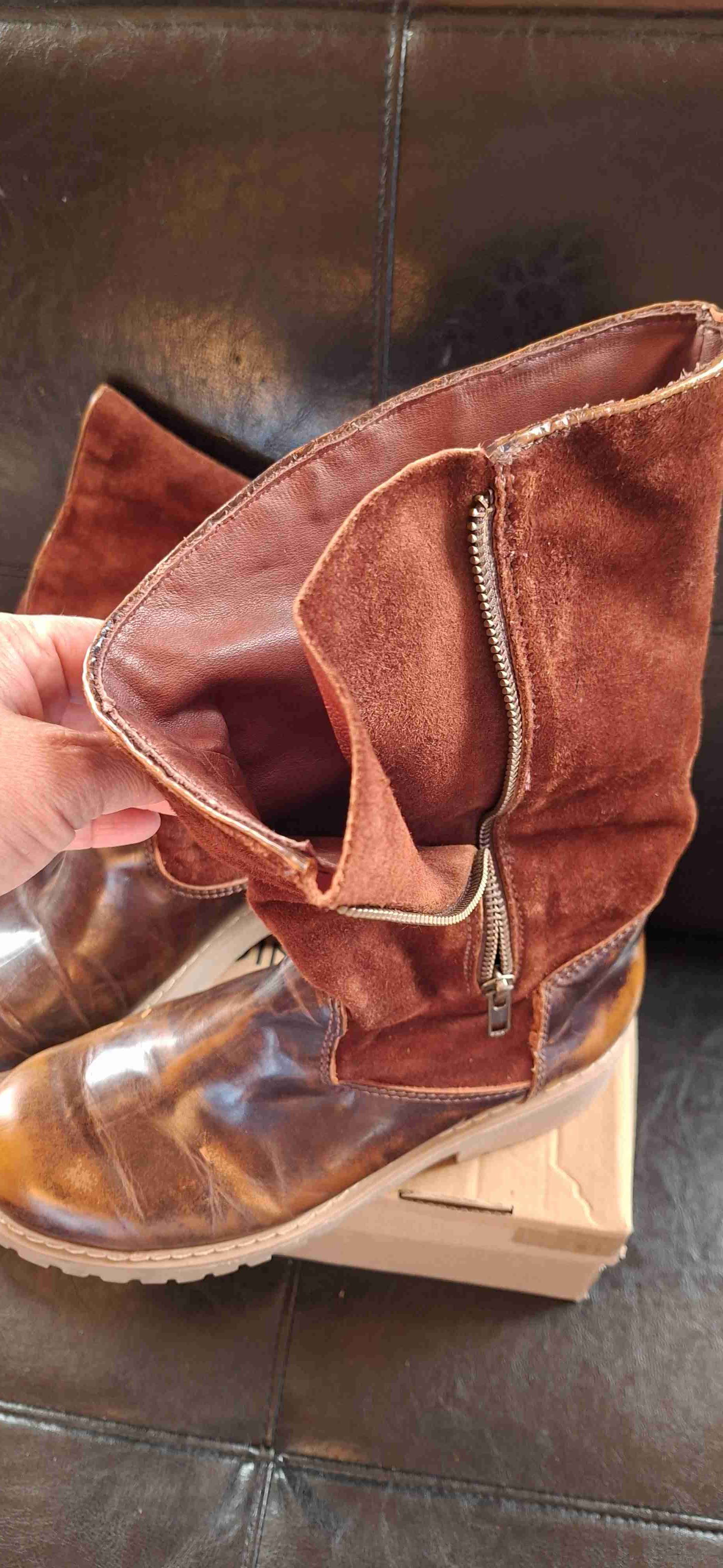 Botas de cuero marrón - miniatura 2