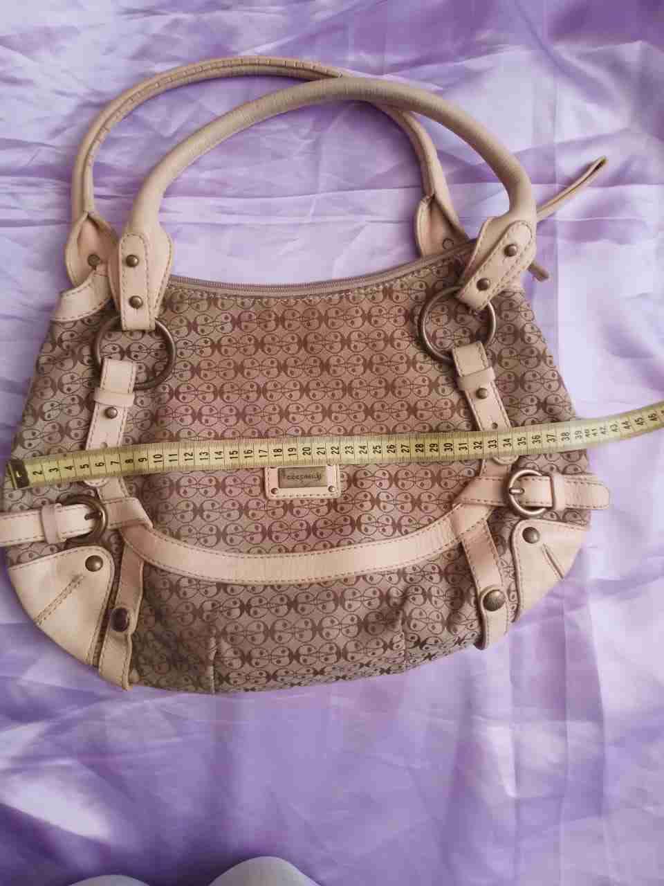 Cartera beige con diseño estampado - miniatura 2