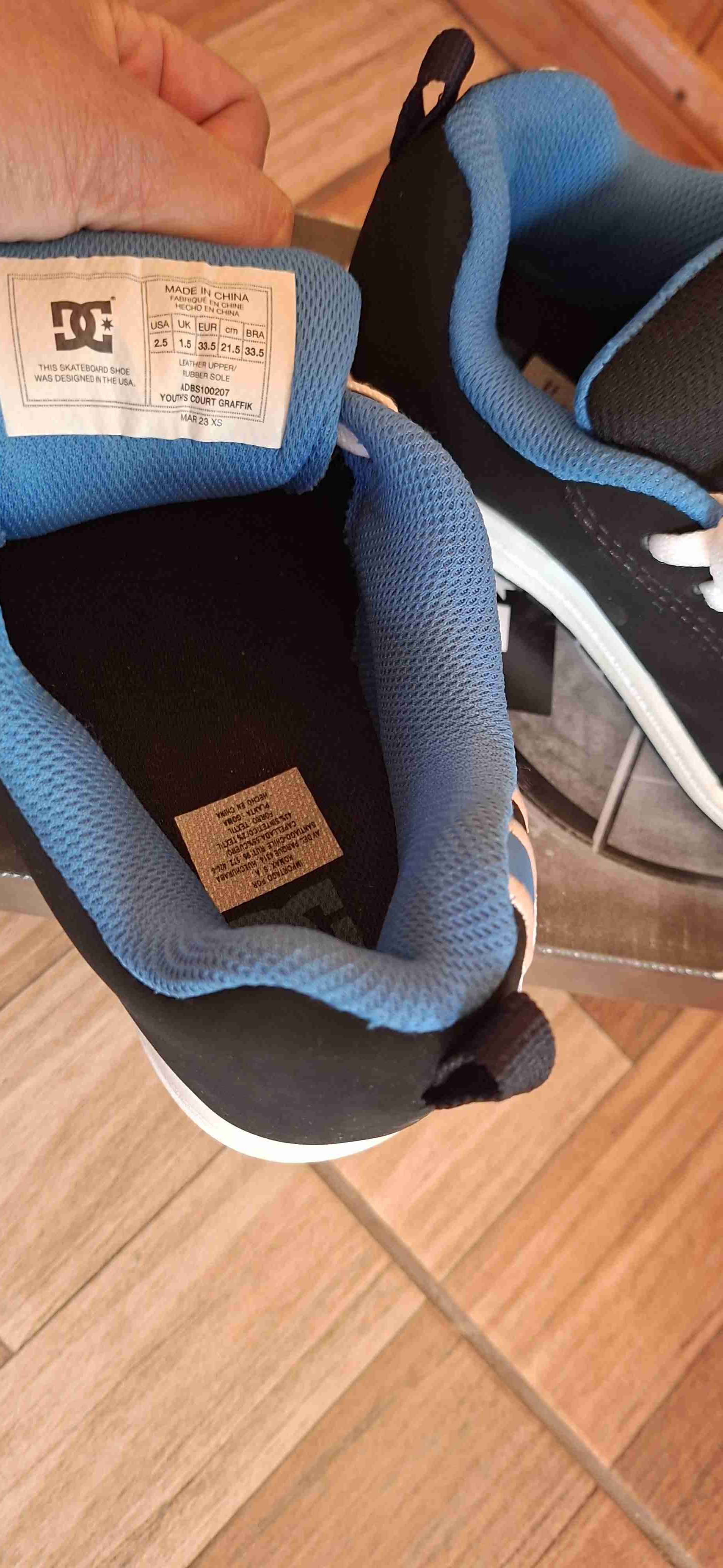 Zapatillas DC negras y azules - miniatura 3