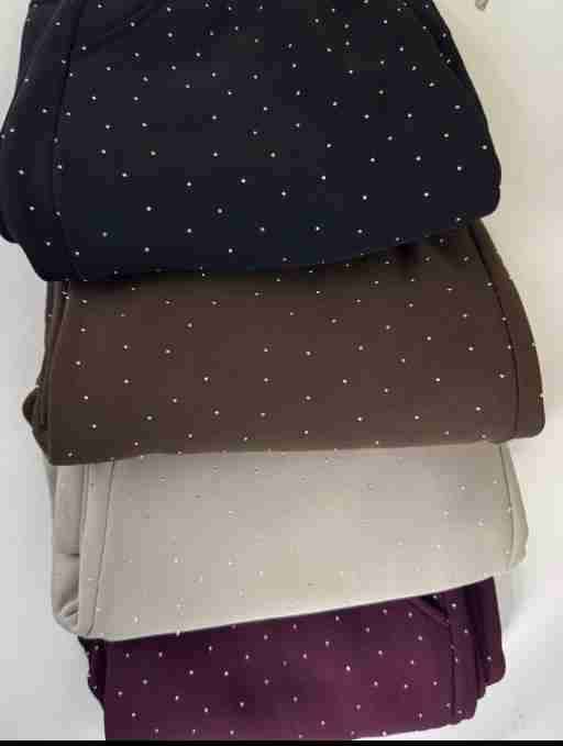 Conjunto buzo mujer con capucha - miniatura 2